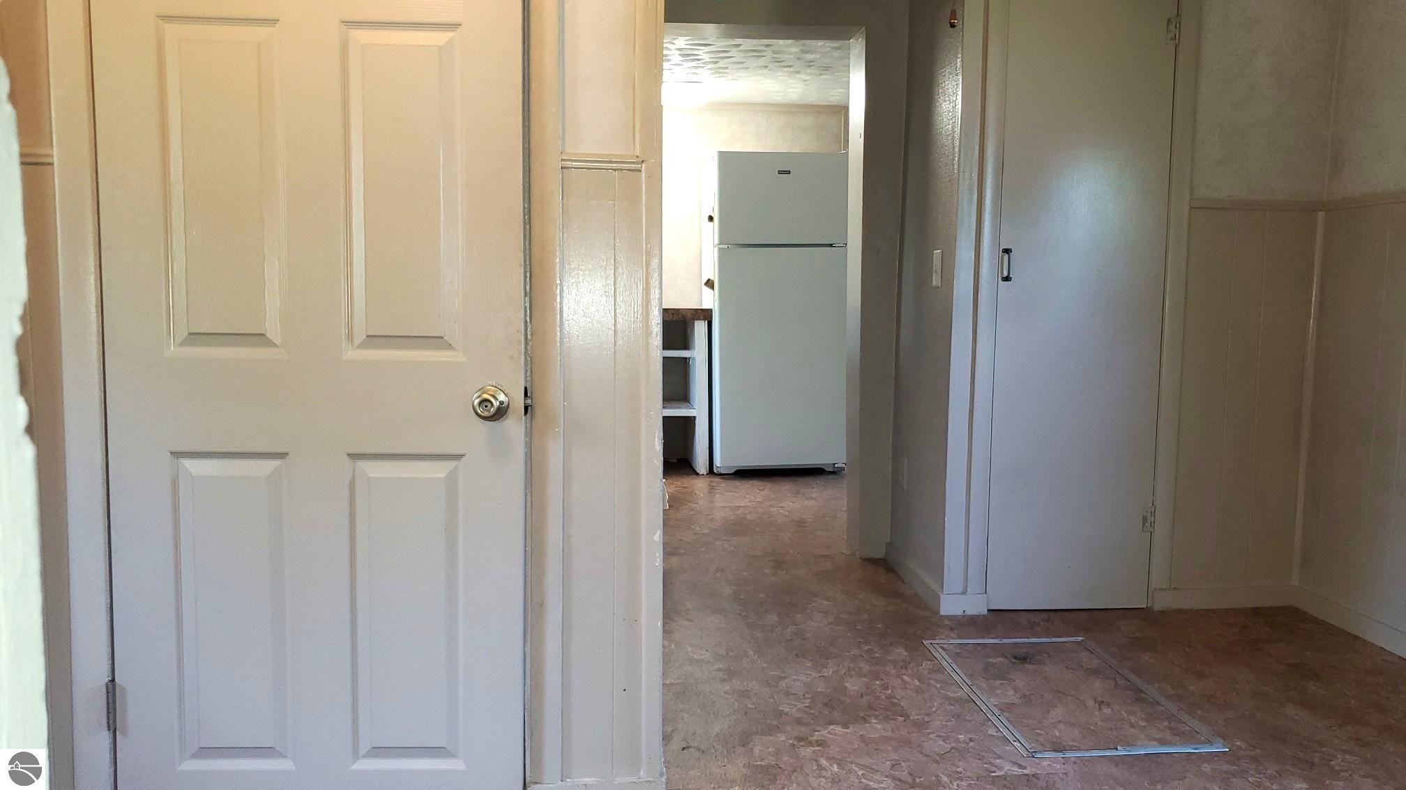 659 Prairie Street, Clare, MI 48617 — Photo 9
