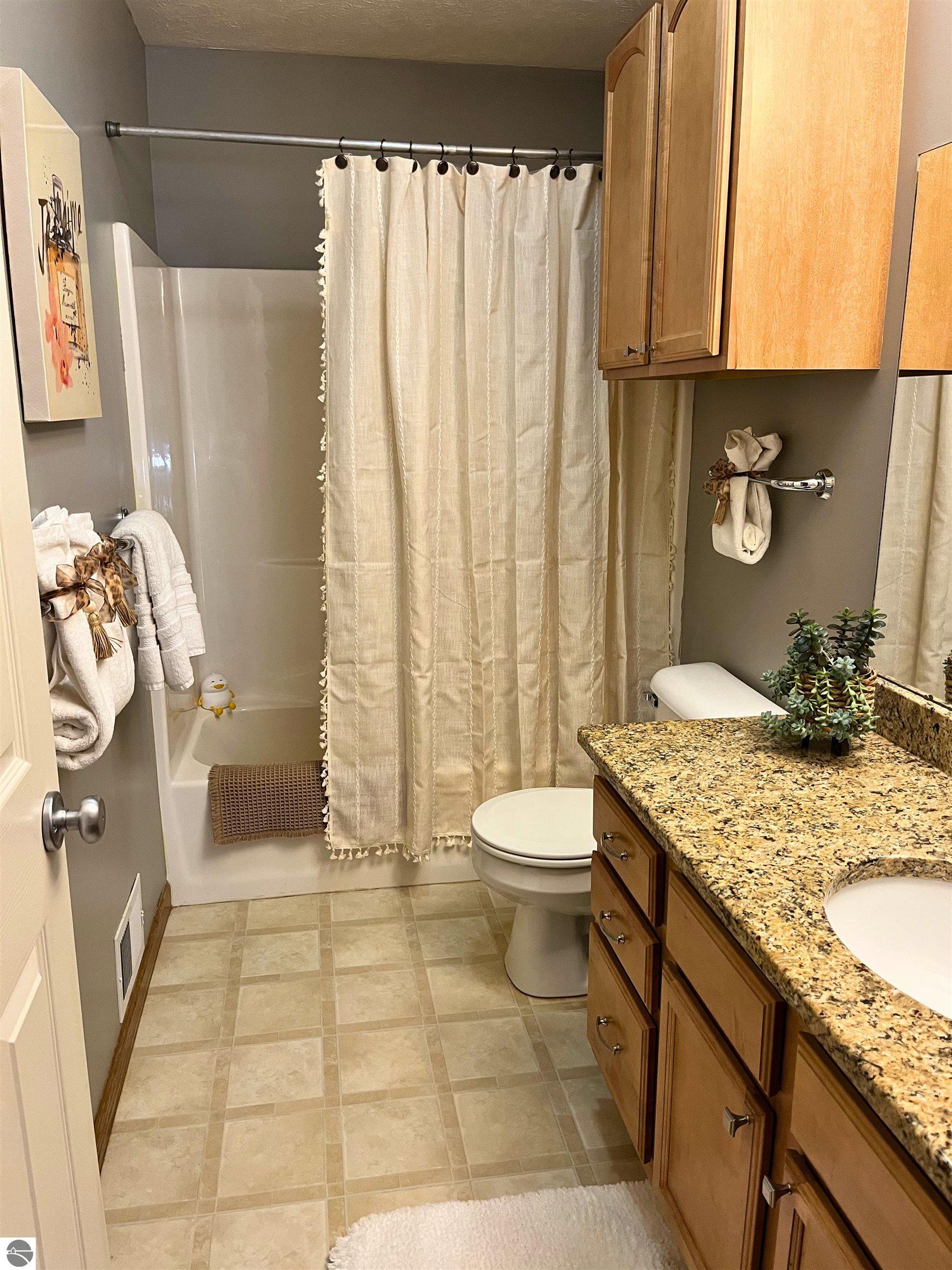 6394 Waterclover Street, Scotts, MI 49088 — Photo 28