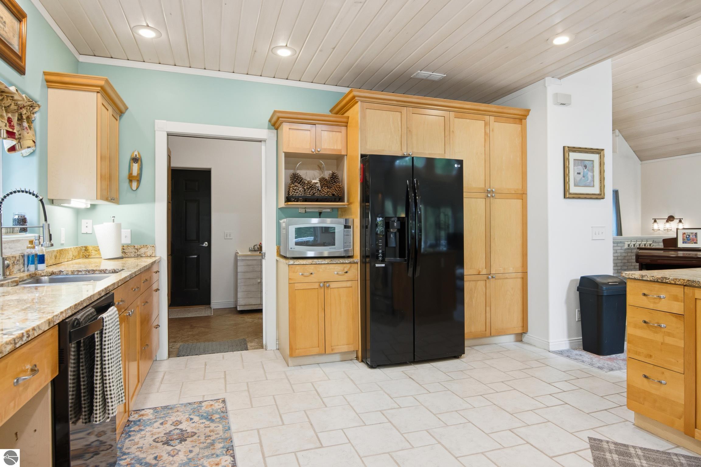 11770 S Mistys Trail, Empire, MI 49630 — Photo 12