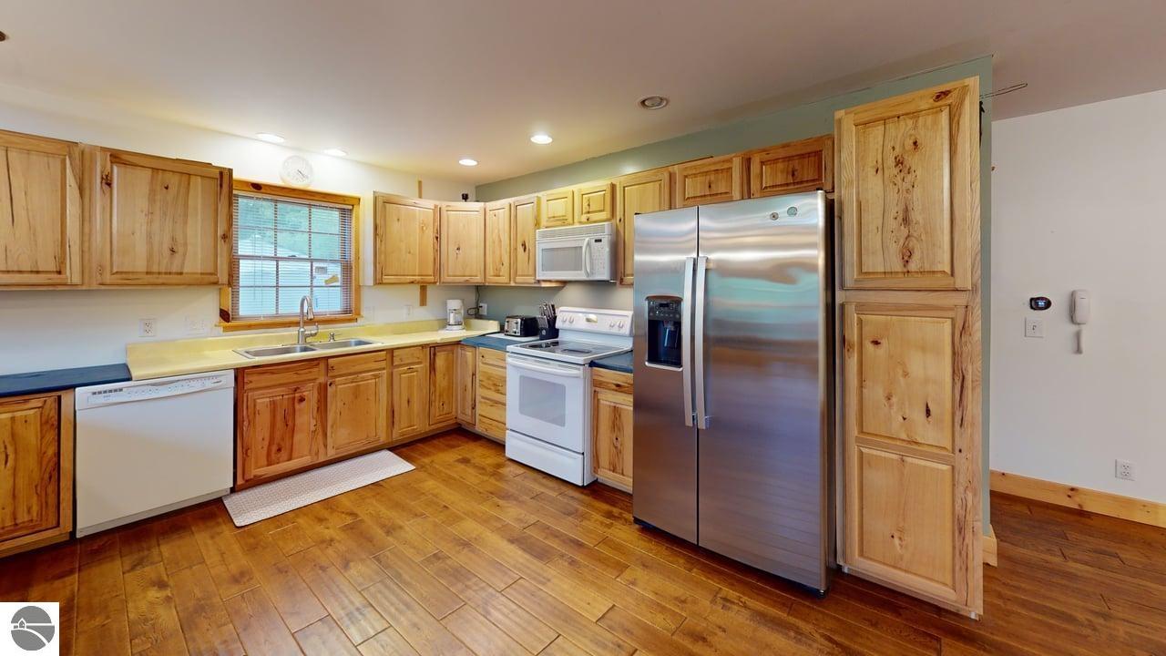 4867 E Shore Drive, Alger, MI 48610 — Photo 11