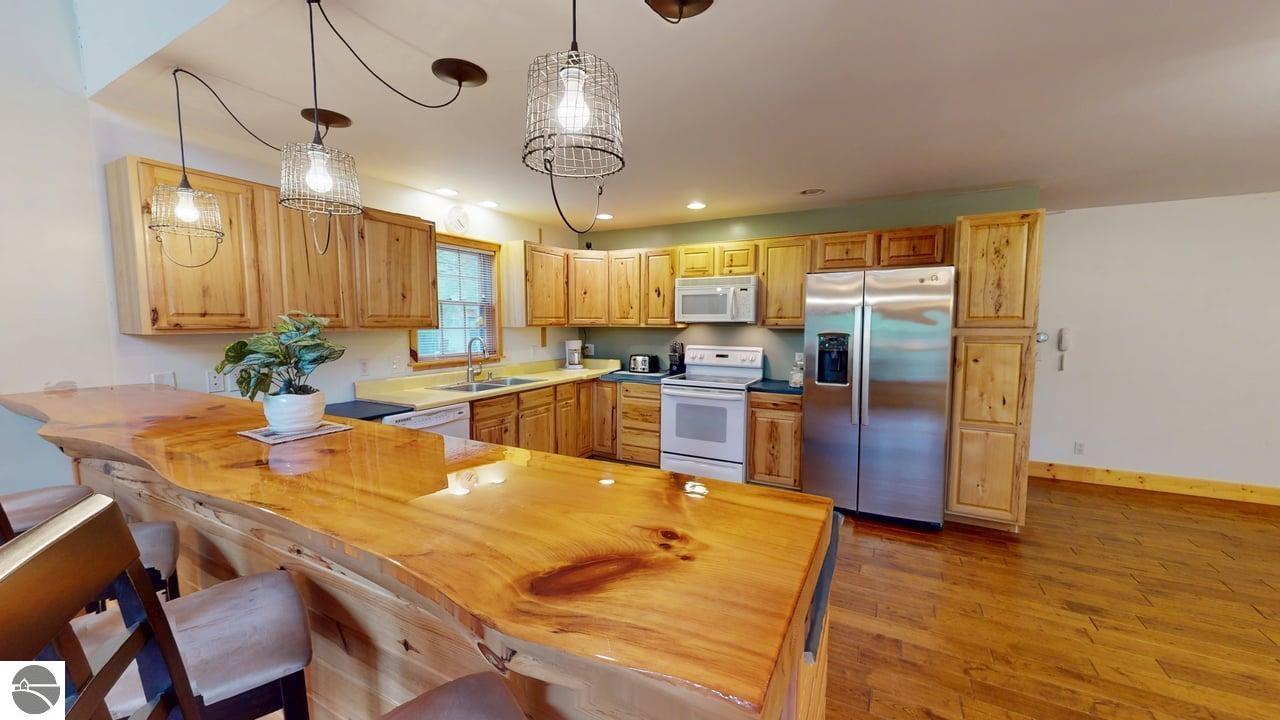 4867 E Shore Drive, Alger, MI 48610 — Photo 8