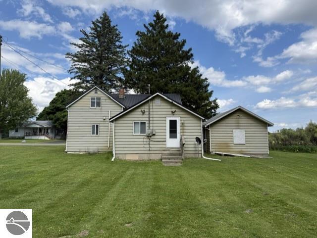 744 Saint Johns Street, Ithaca, MI 48847 — Photo 2