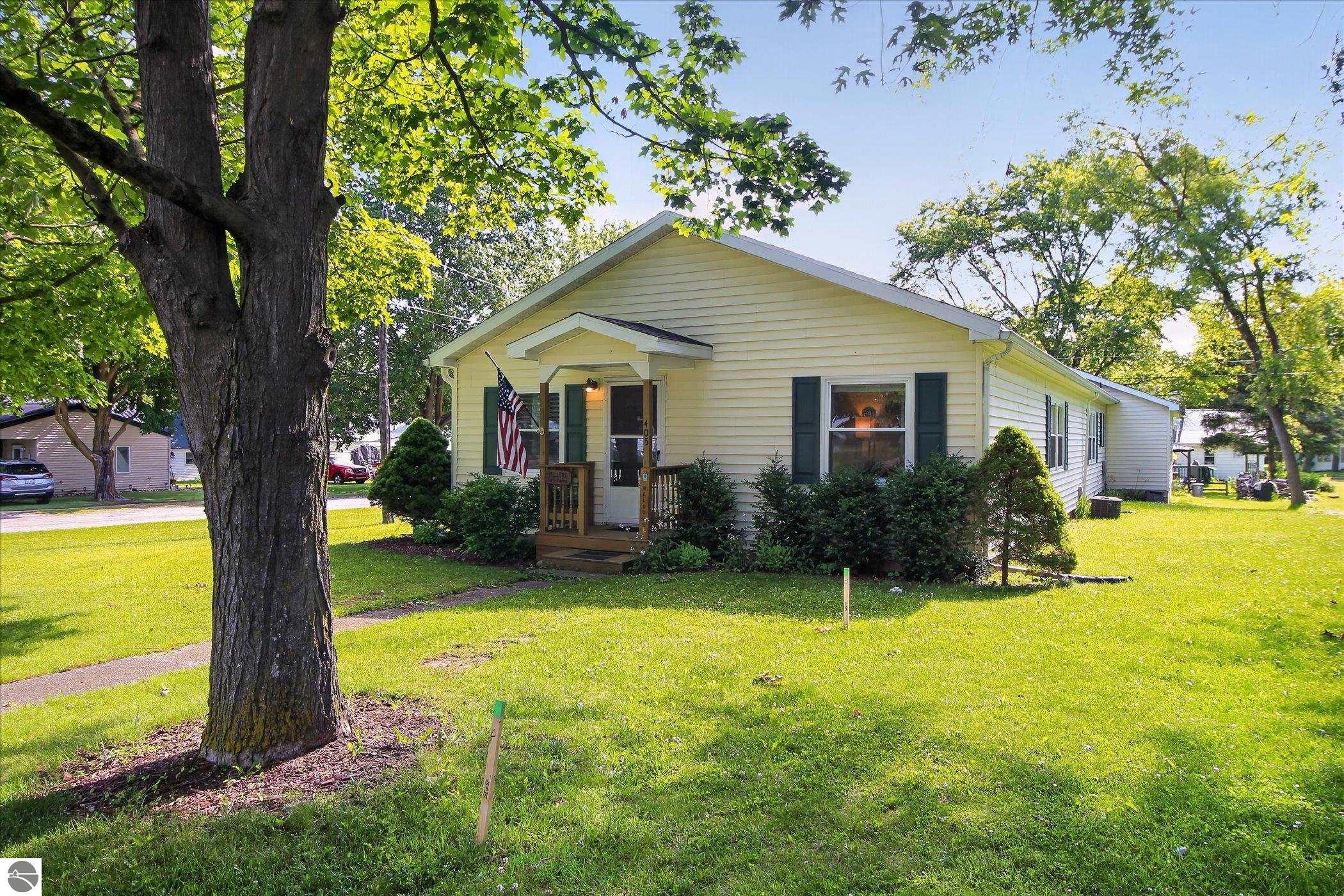 405 S State Street, Alma, MI 48801 — Photo 3