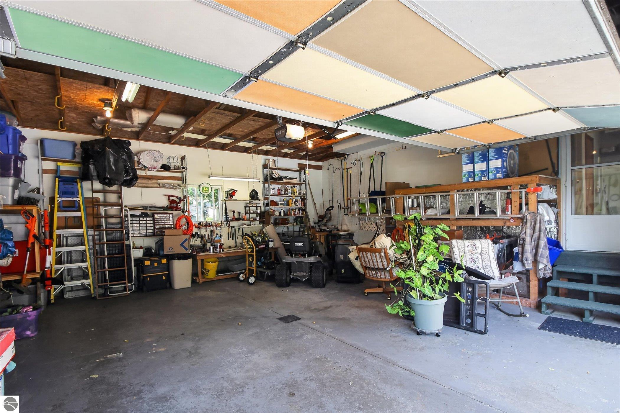 405 S State Street, Alma, MI 48801 — Photo 40