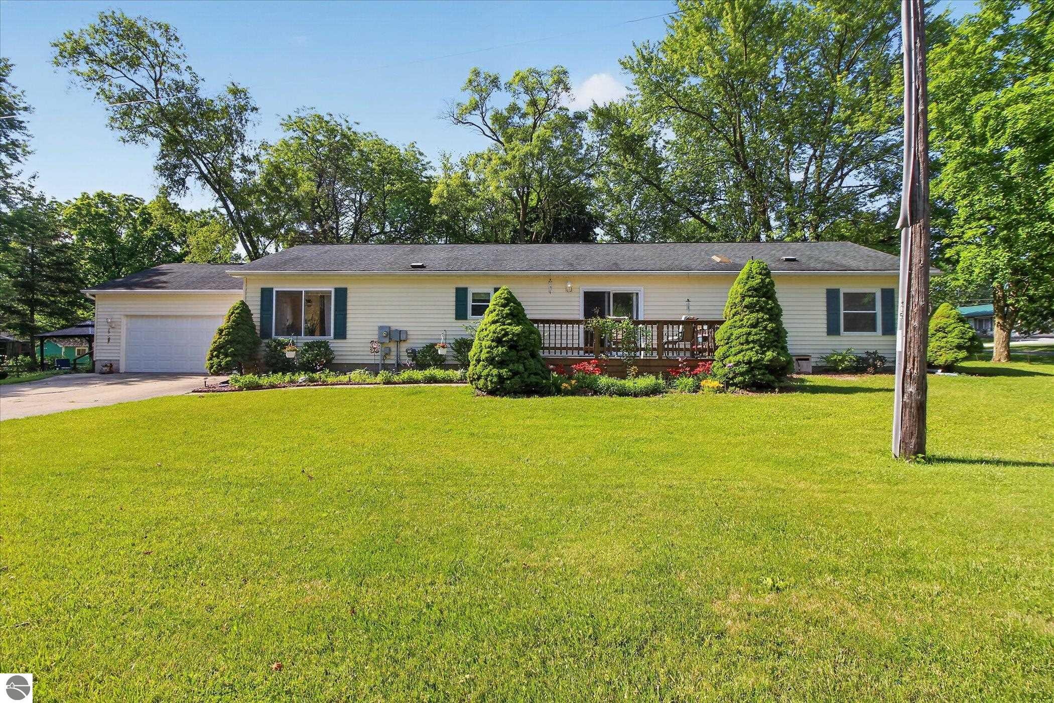 405 S State Street, Alma, MI 48801 — Photo 10