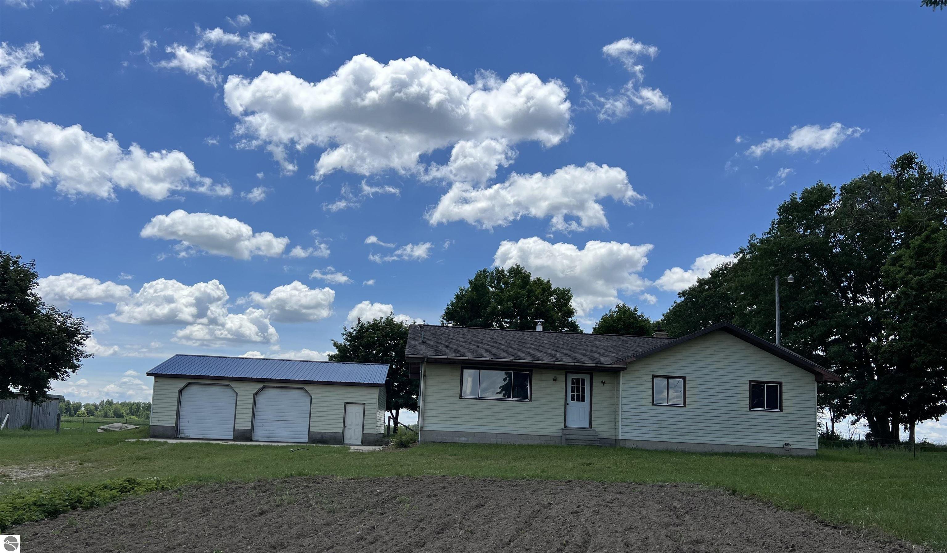 11499 W Fremont Road, Blanchard, MI 49310 — Photo 18