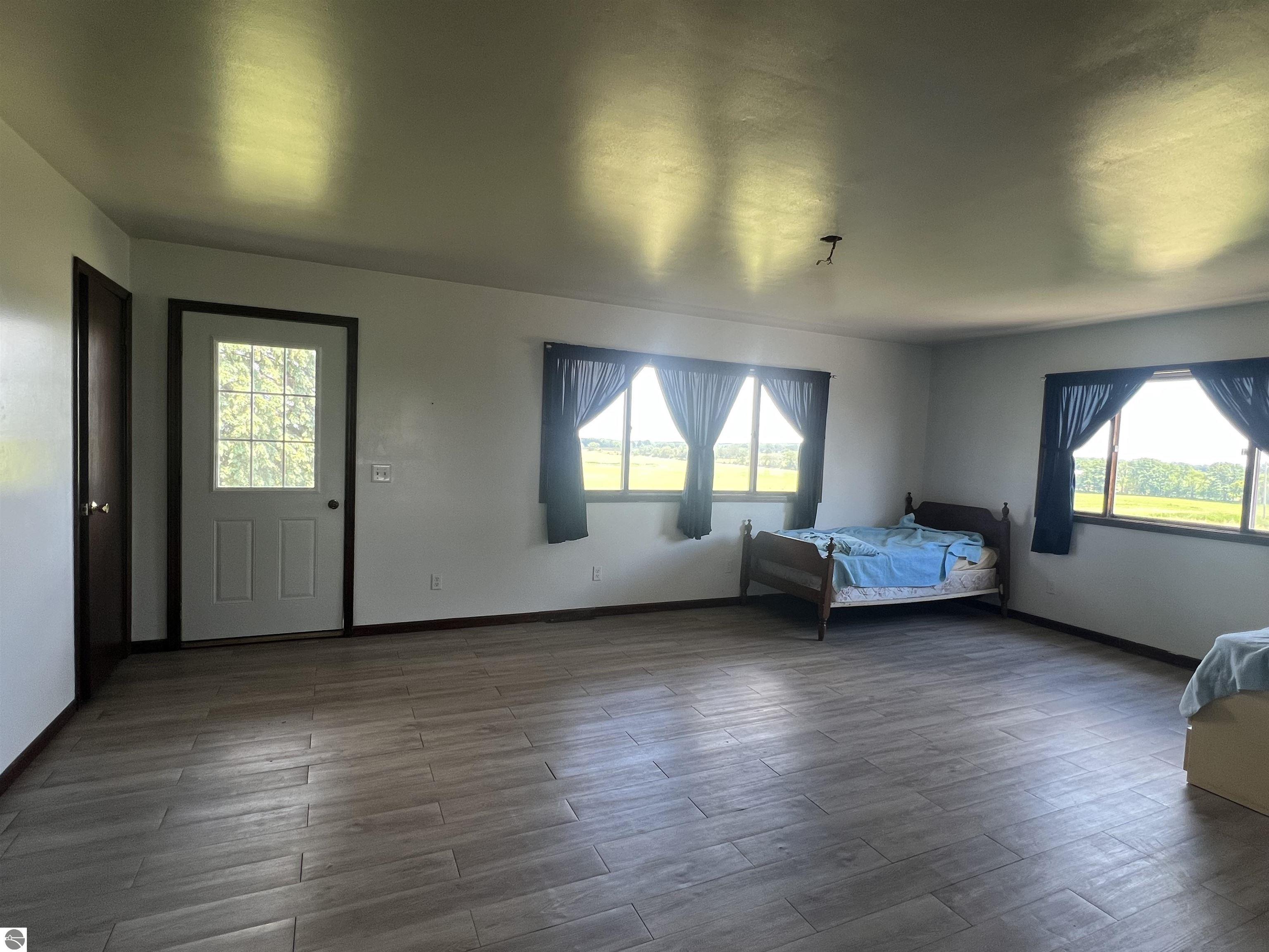 11499 W Fremont Road, Blanchard, MI 49310 — Photo 4
