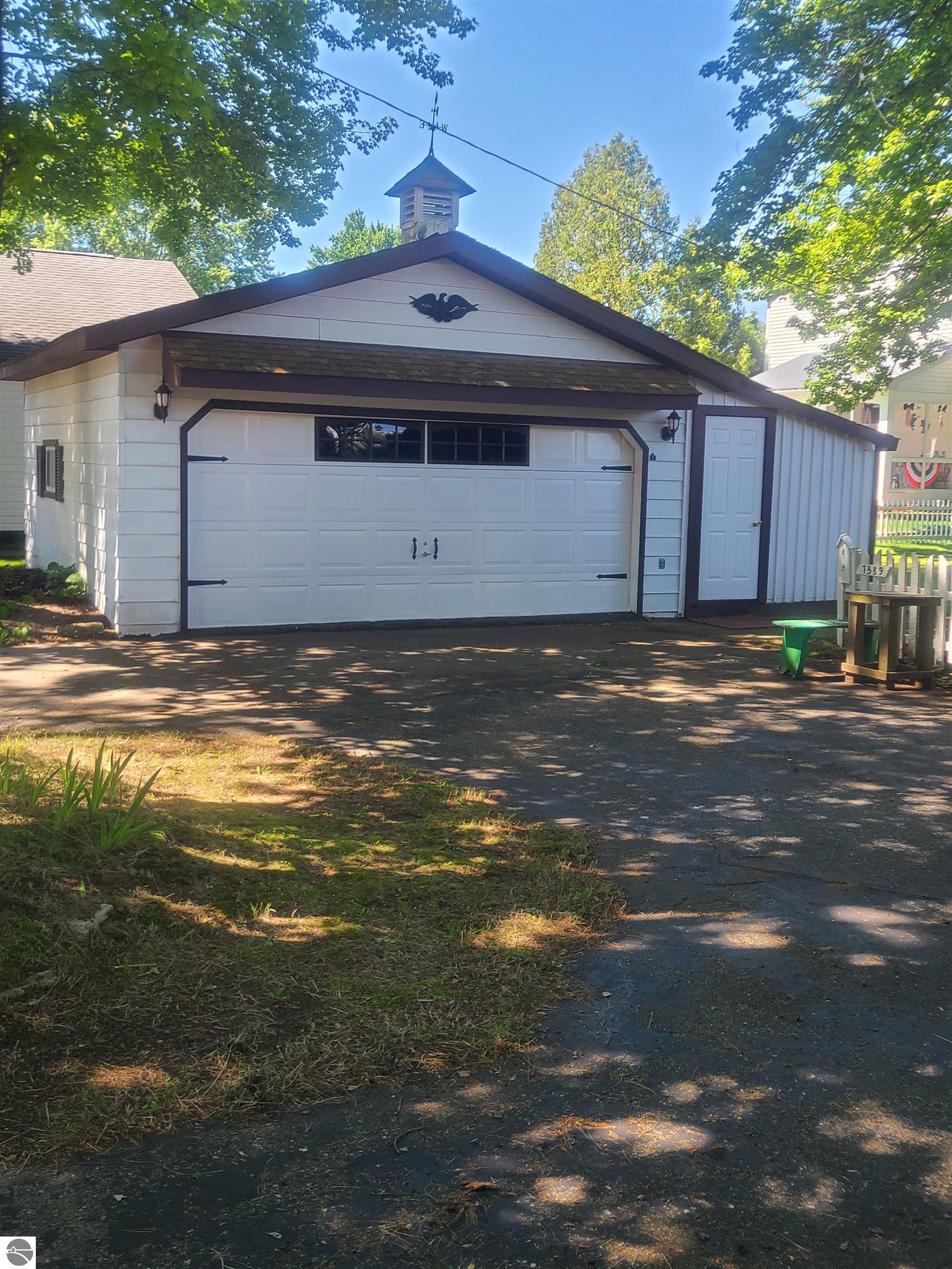 7589 E Cedar Lake Drive, Greenbush, MI 48738 — Photo 33
