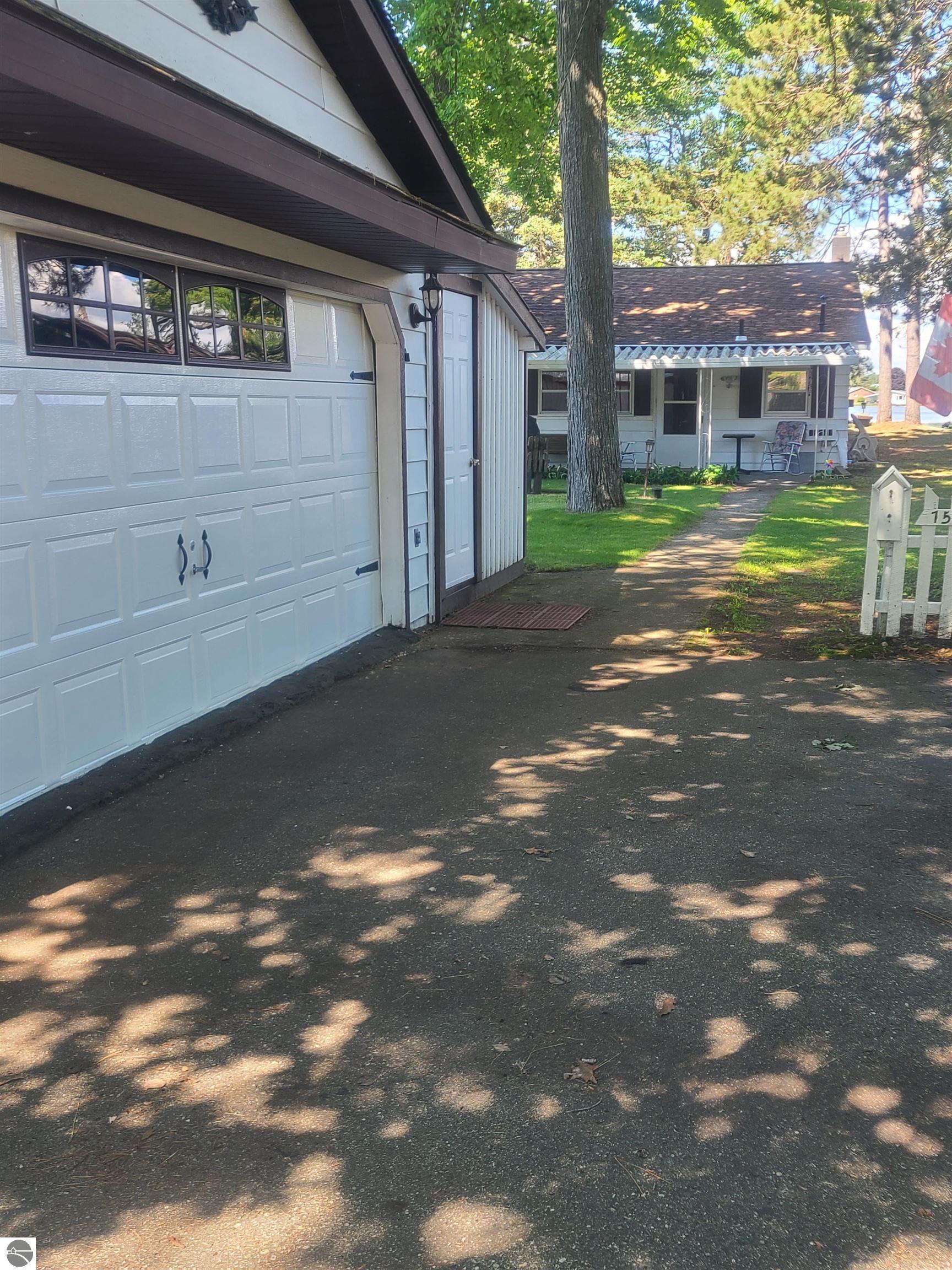 7589 E Cedar Lake Drive, Greenbush, MI 48738 — Photo 34