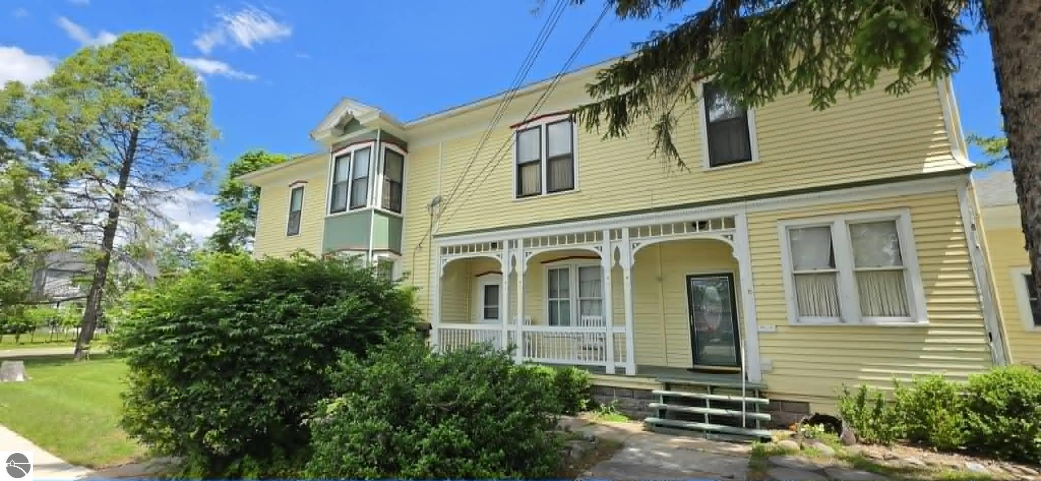 211 W State Street, East Tawas, MI 48730 — Photo 2