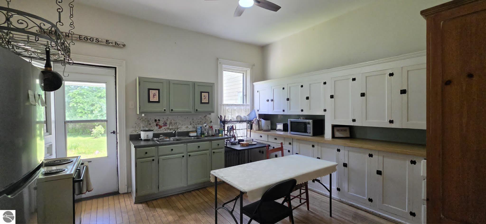 211 W State Street, East Tawas, MI 48730 — Photo 18