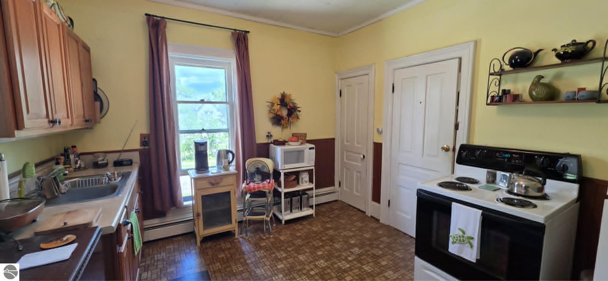211 W State Street, East Tawas, MI 48730 — Photo 37