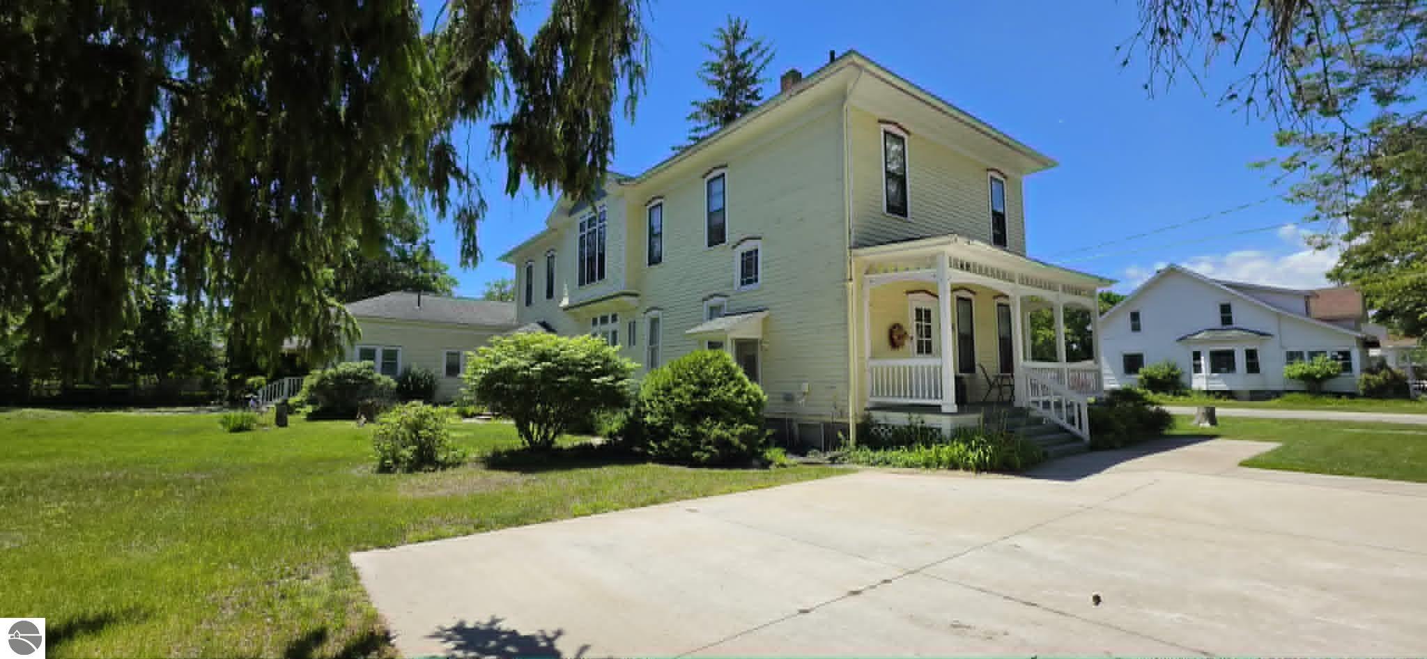 211 W State Street, East Tawas, MI 48730 — Photo 5