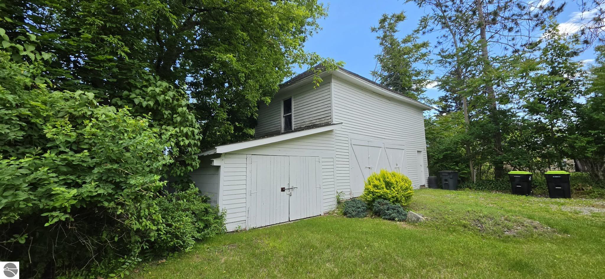 211 W State Street, East Tawas, MI 48730 — Photo 9