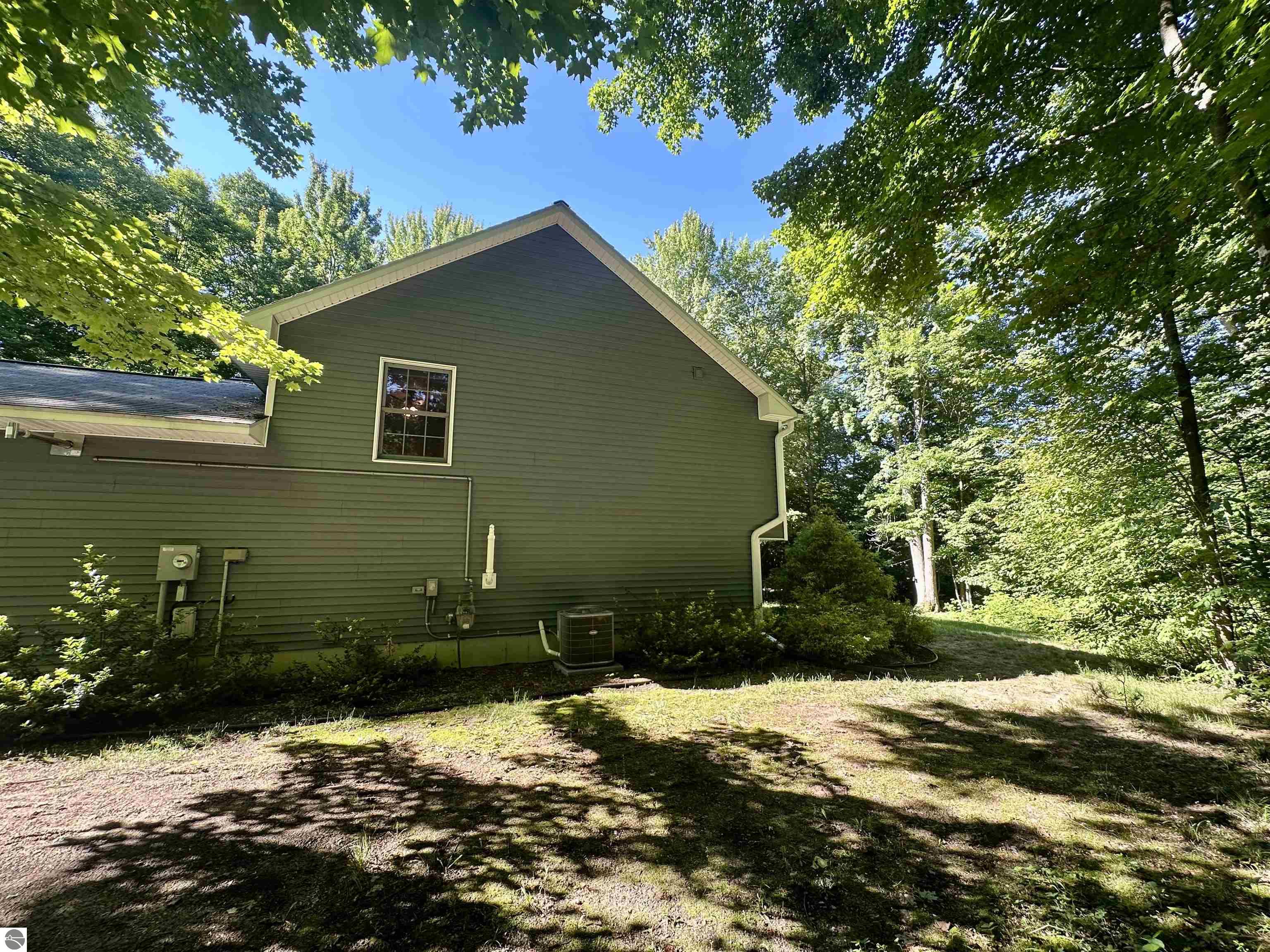 8500 Bent Pine Drive, Lake Ann, MI 49650 — Photo 9