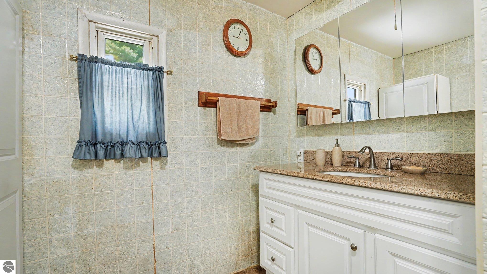 10221 E Church Road, Vestaburg, MI 48891 — Photo 12