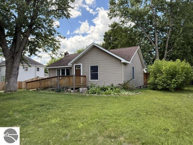 210 S Pine Street, Marion, MI 49665