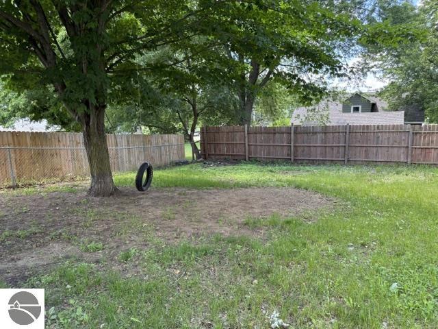 210 S Pine Street, Marion, MI 49665 — Photo 24