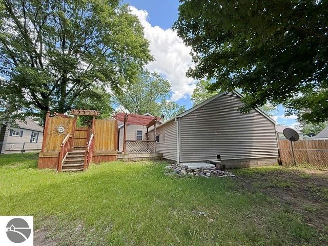 210 S Pine Street, Marion, MI 49665 — Photo 4
