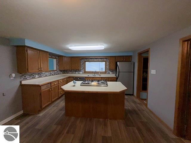 210 S Pine Street, Marion, MI 49665 — Photo 5