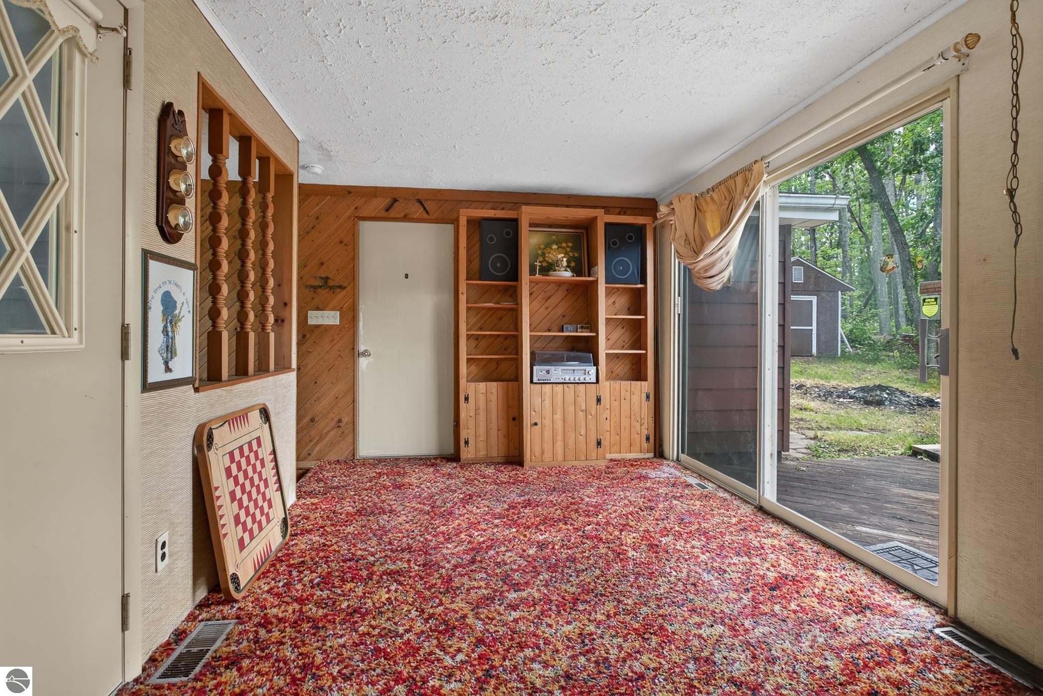 6744 Crystal Street, Johannesburg, MI 49751 — Photo 9