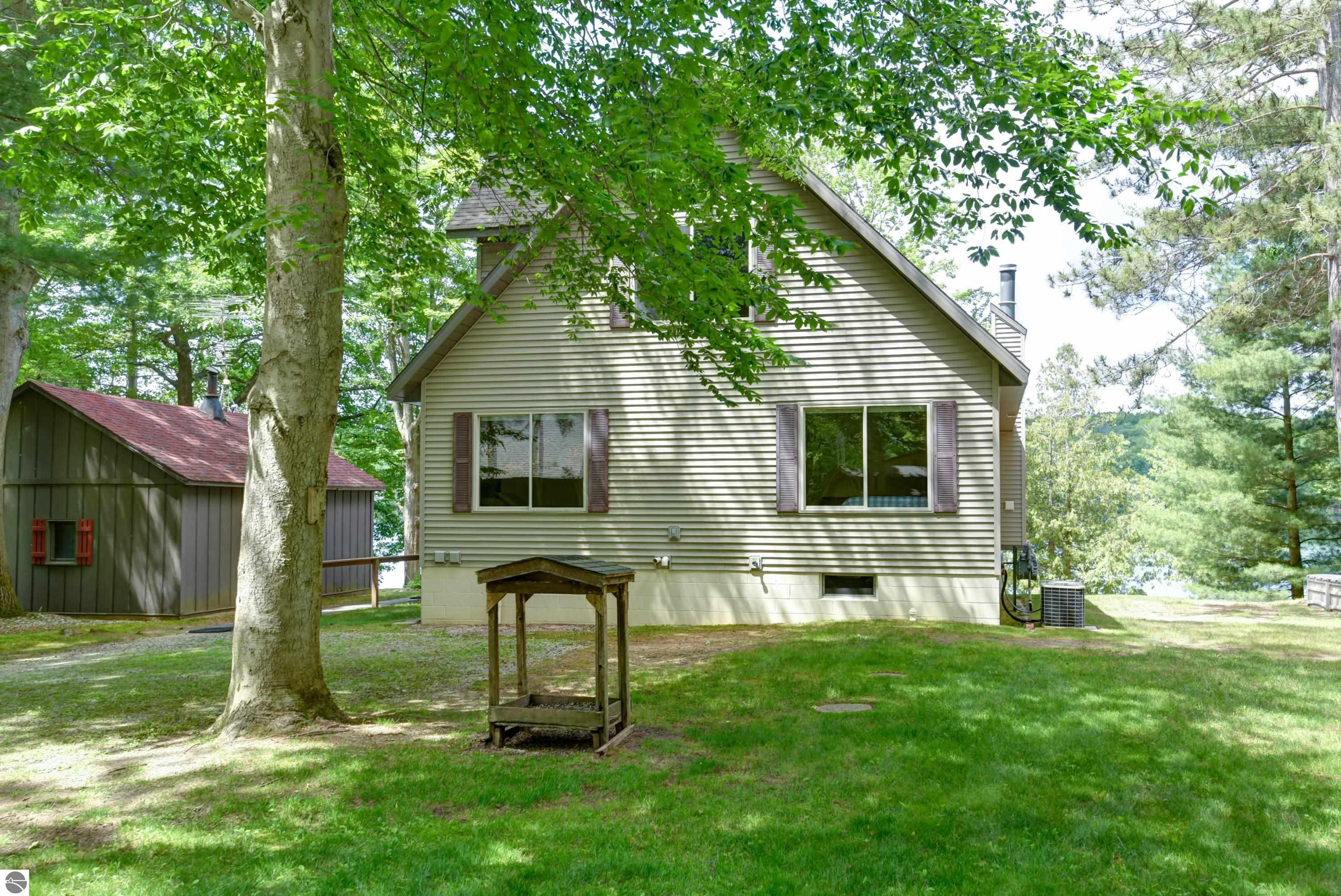 6777 Blue Lake Road NE, Kalkaska, MI 49646 — Photo 11
