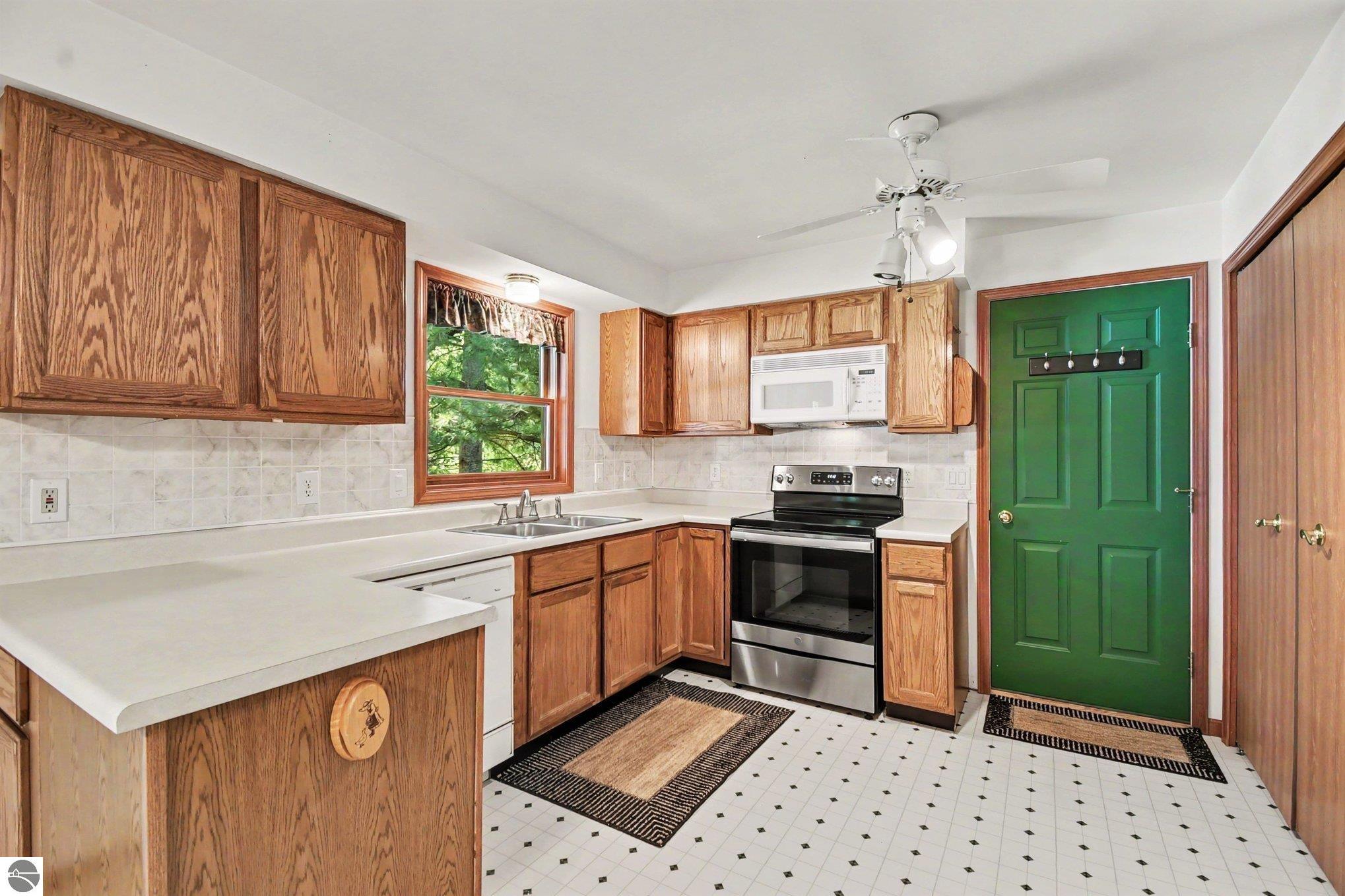 1660 Iroquois Trail, National City, MI 48748 — Photo 14