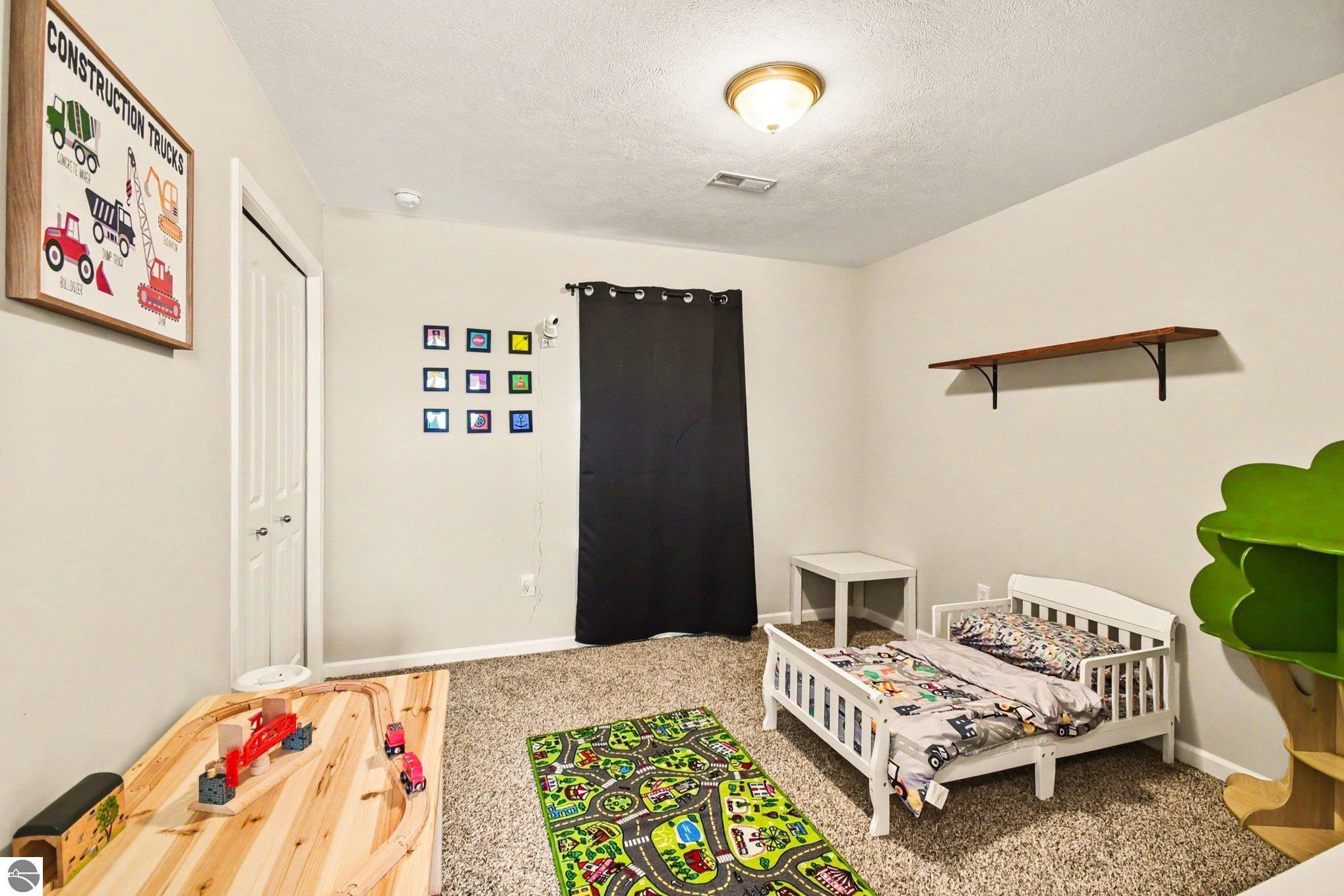 173 Crystal Court, Alma, MI 48801 — Photo 18