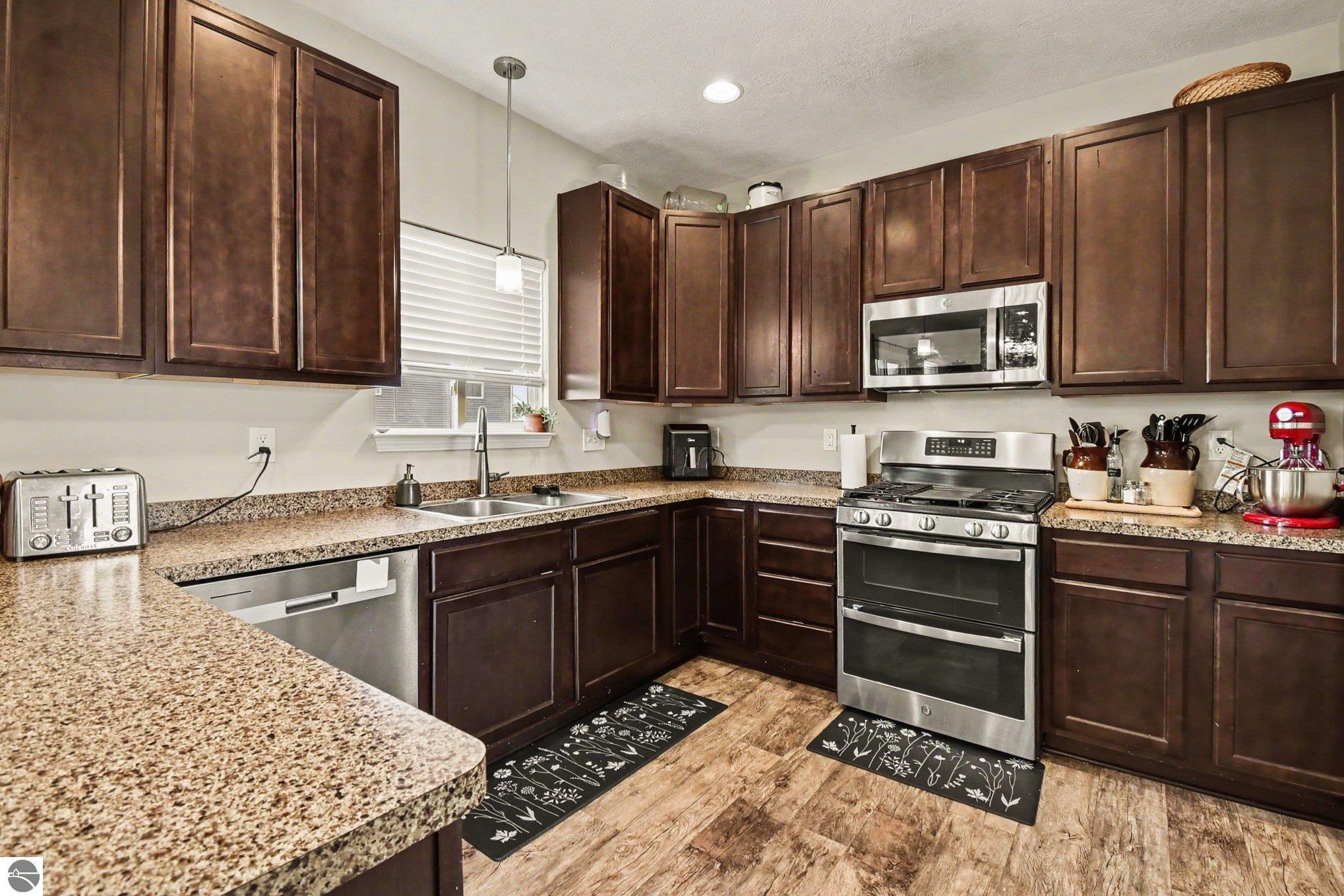 173 Crystal Court, Alma, MI 48801 — Photo 7