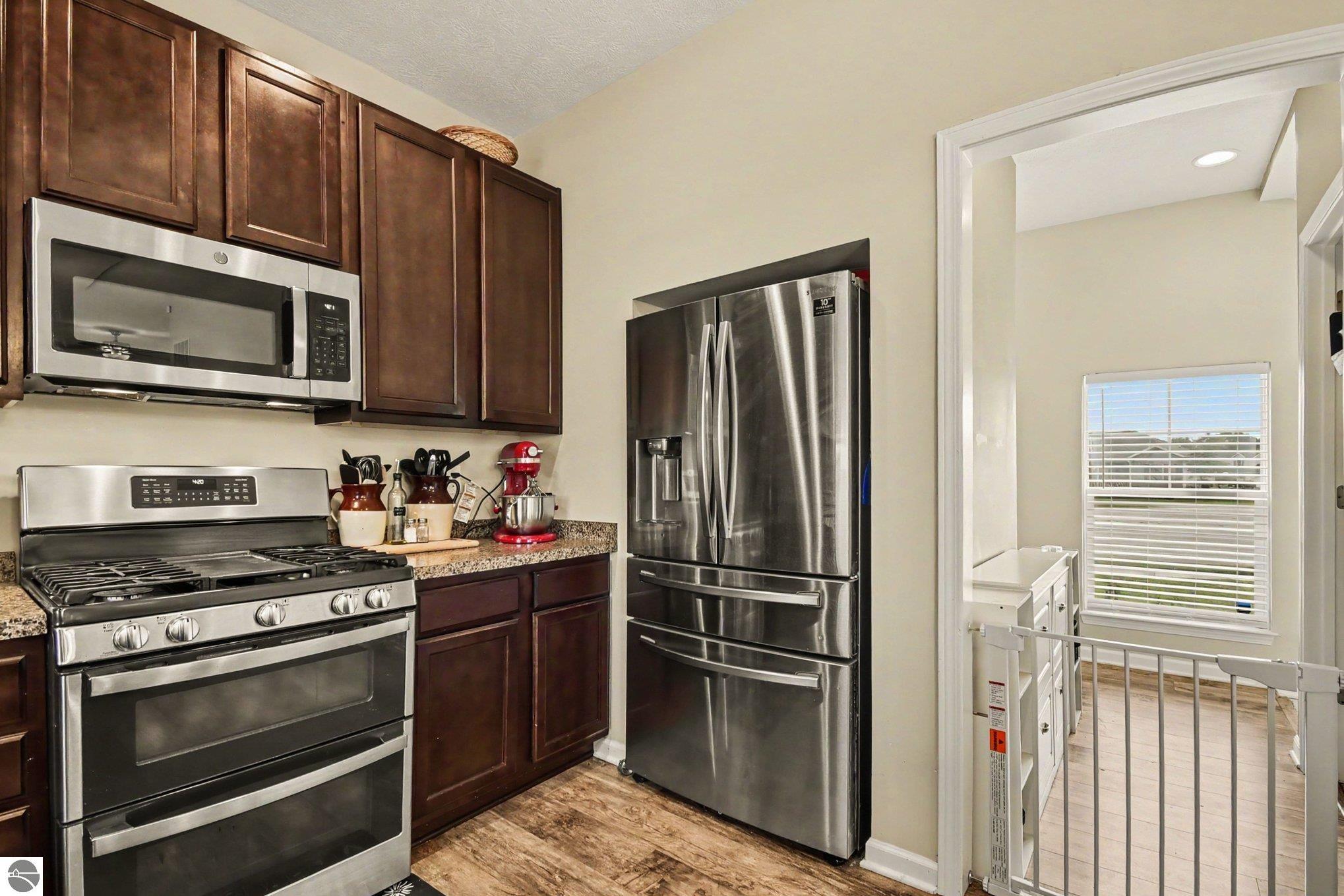 173 Crystal Court, Alma, MI 48801 — Photo 9