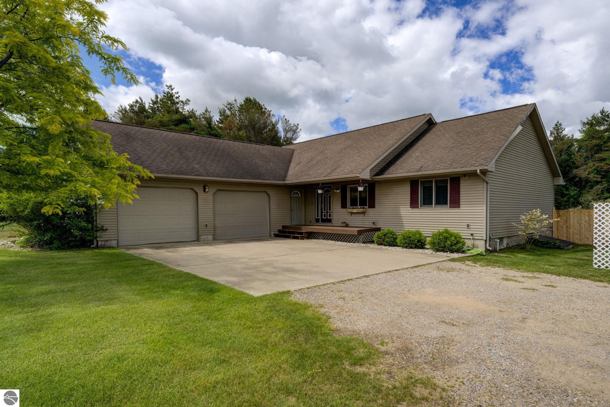 6151 Smith Road, Rapid City, MI 49676 — Photo 3