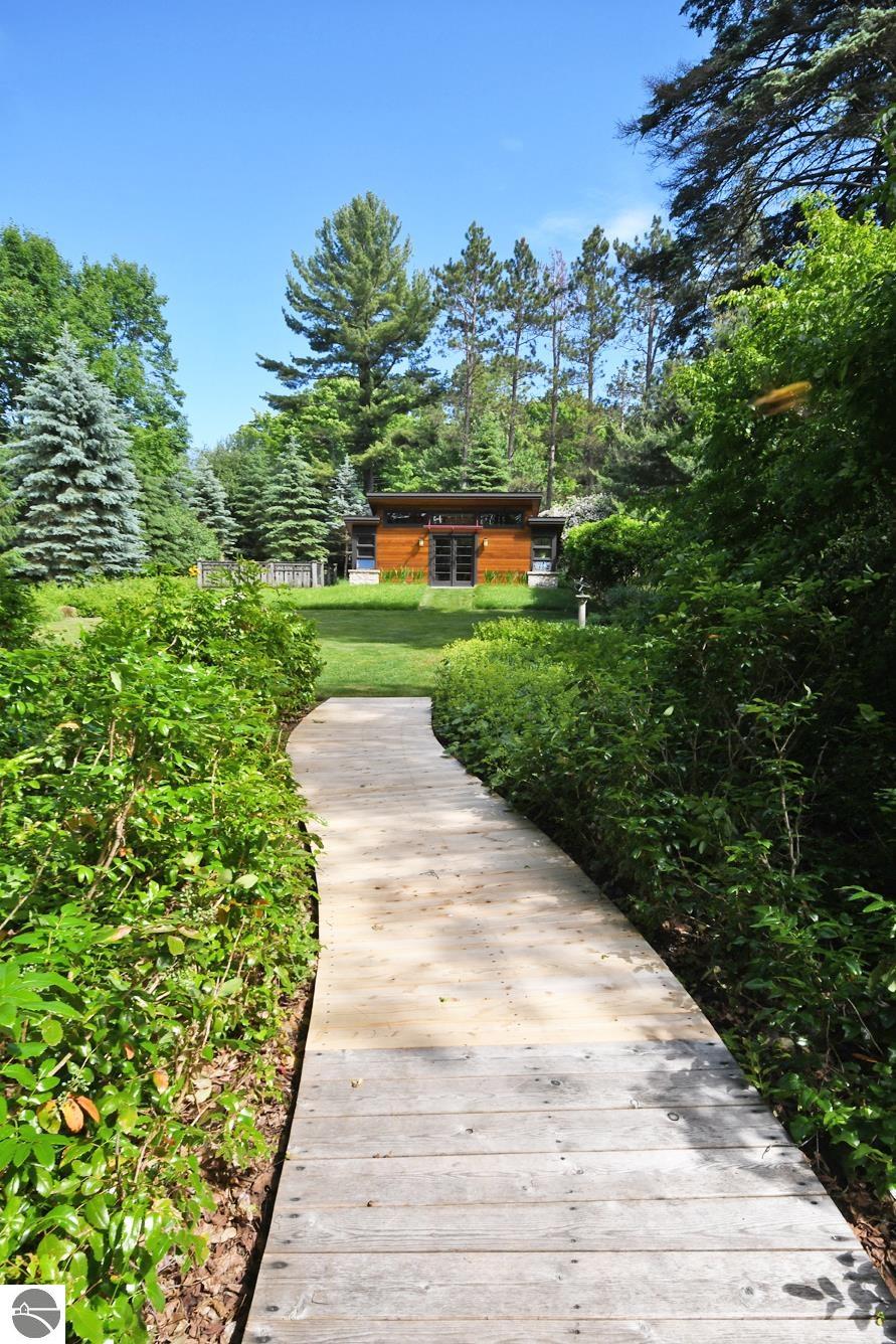 9004 S Dunns Farm Road, Maple City, MI 49664 — Photo 18