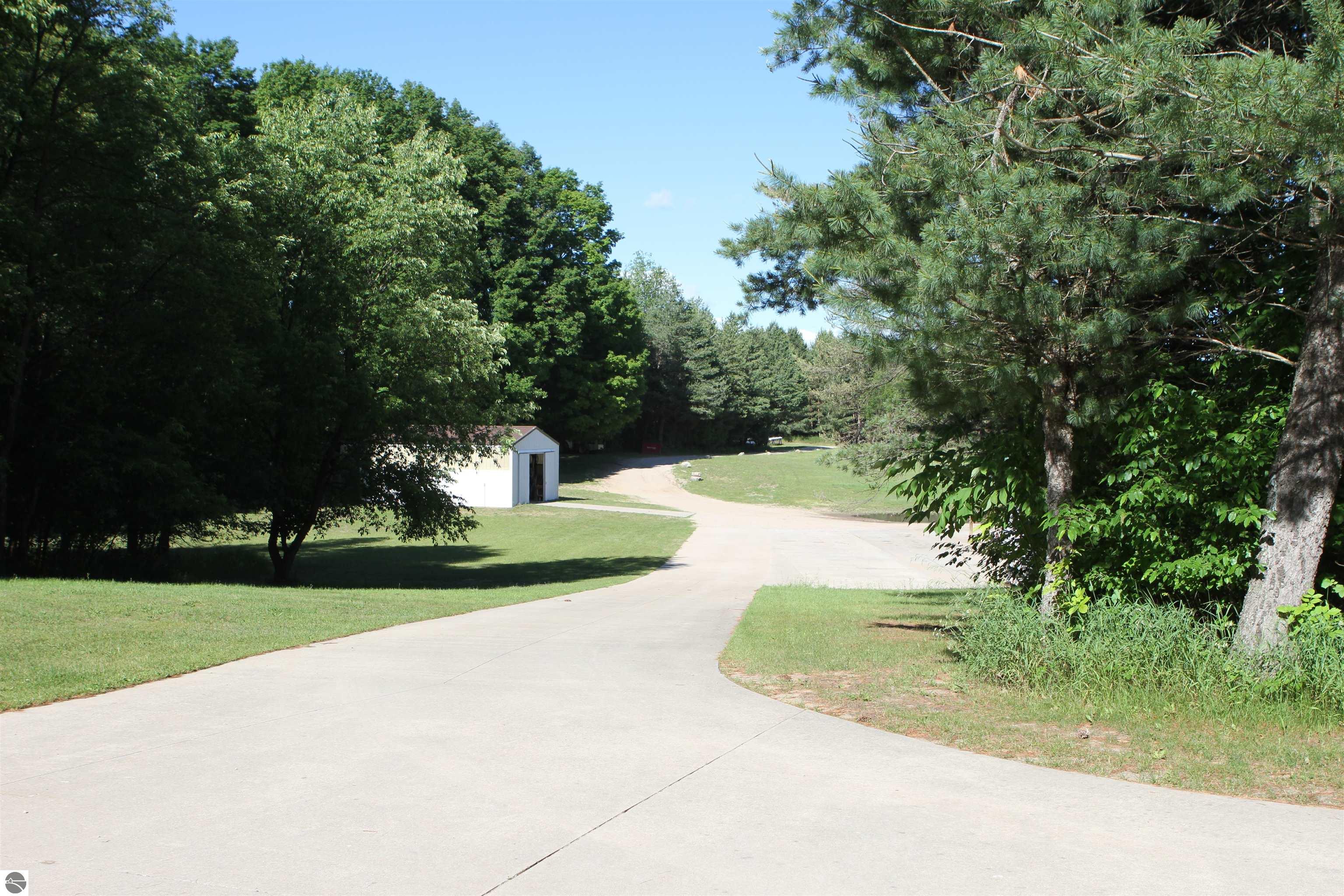 8157 NW Kellogg Road, Alden, MI 49612 — Photo 65