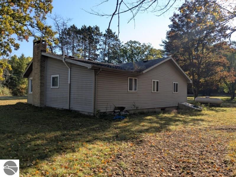 5533 E County Line Road, South Branch, MI 48761 — Photo 4