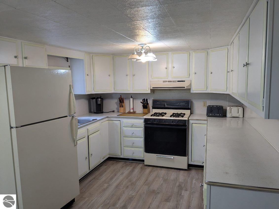 5533 E County Line Road, South Branch, MI 48761 — Photo 7