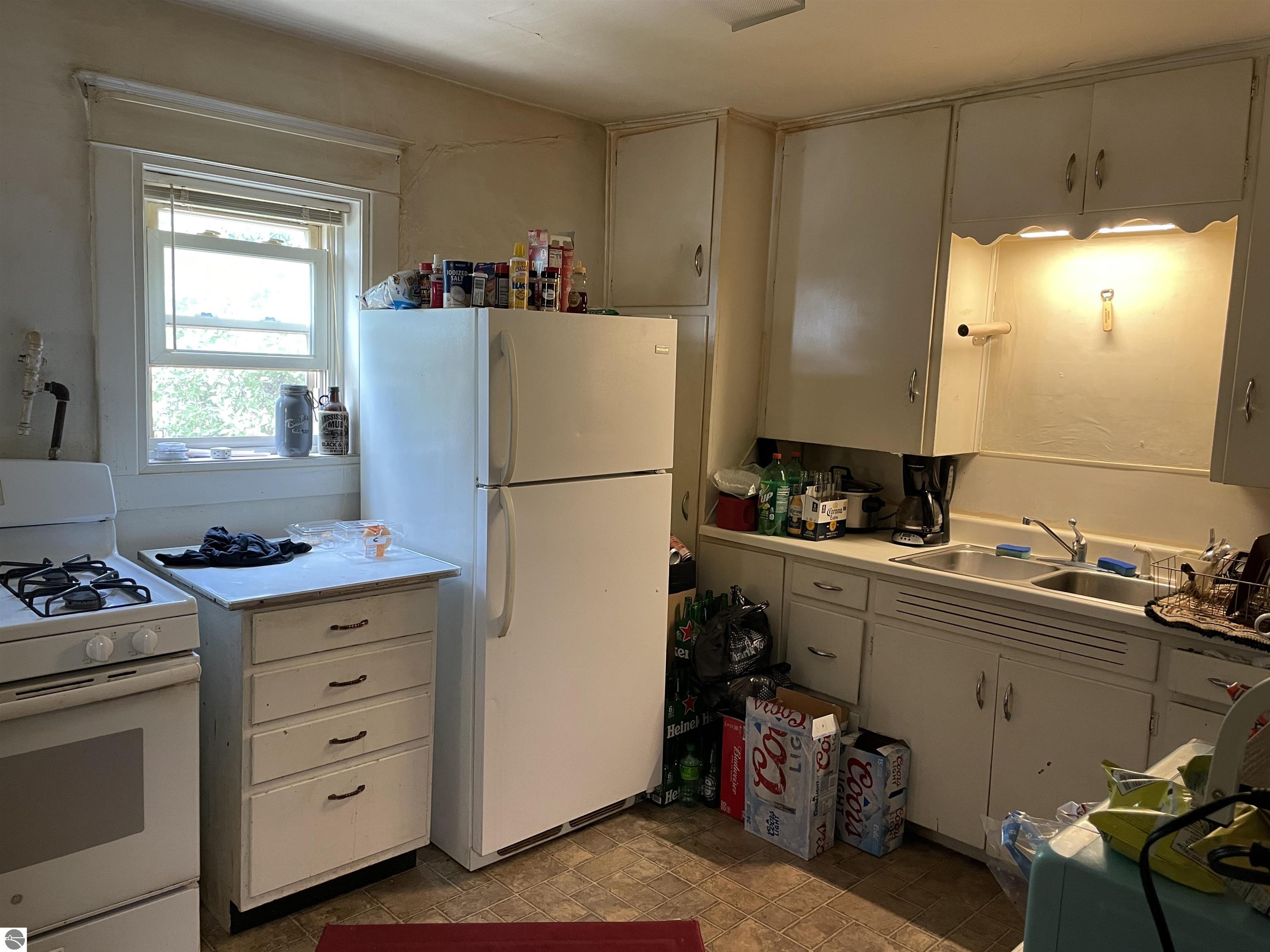 411 S Simons Street, Cadillac, MI 49601 — Photo 11