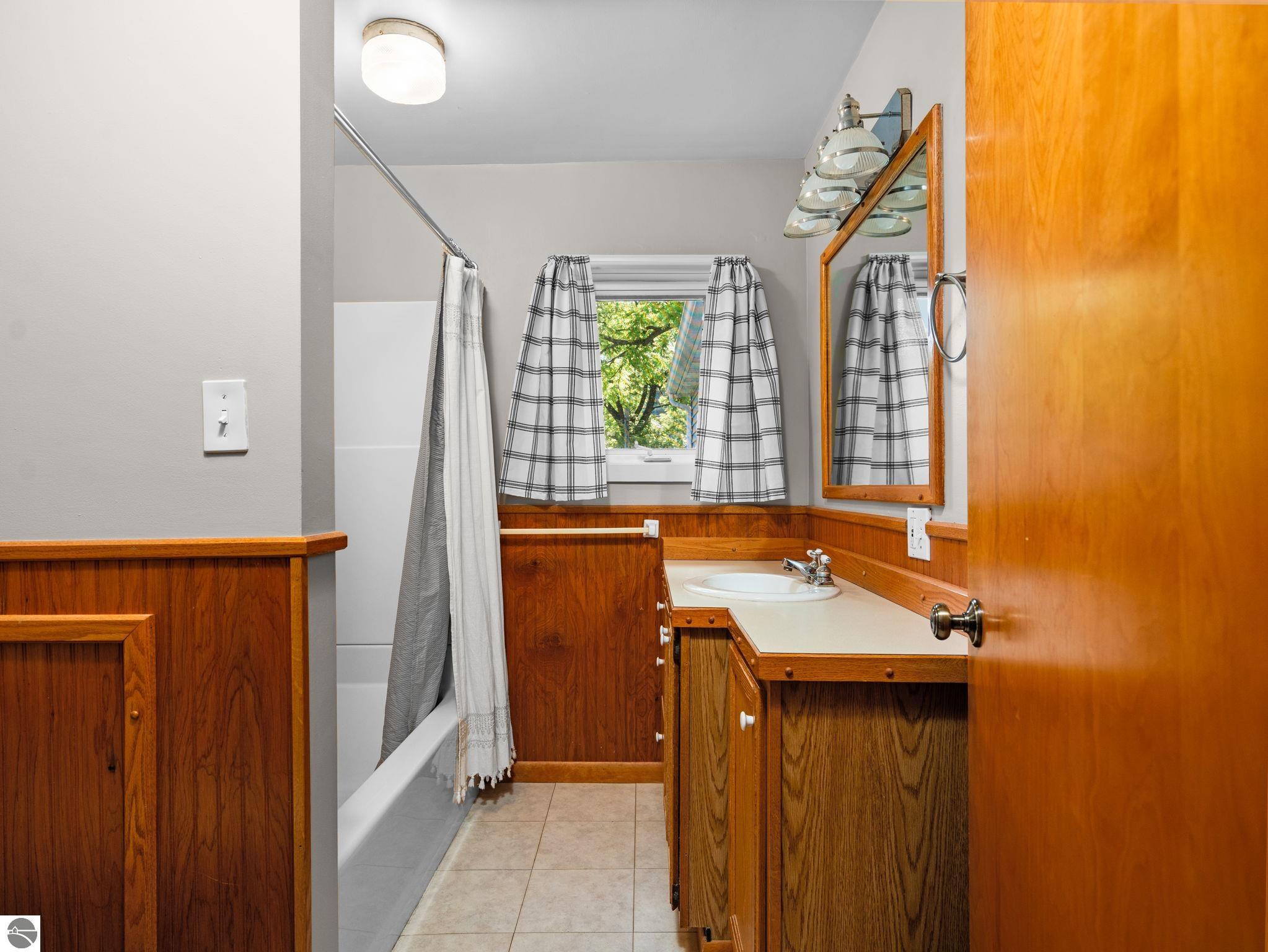 106 N Brownson, Kingsley, MI 49649 — Photo 29