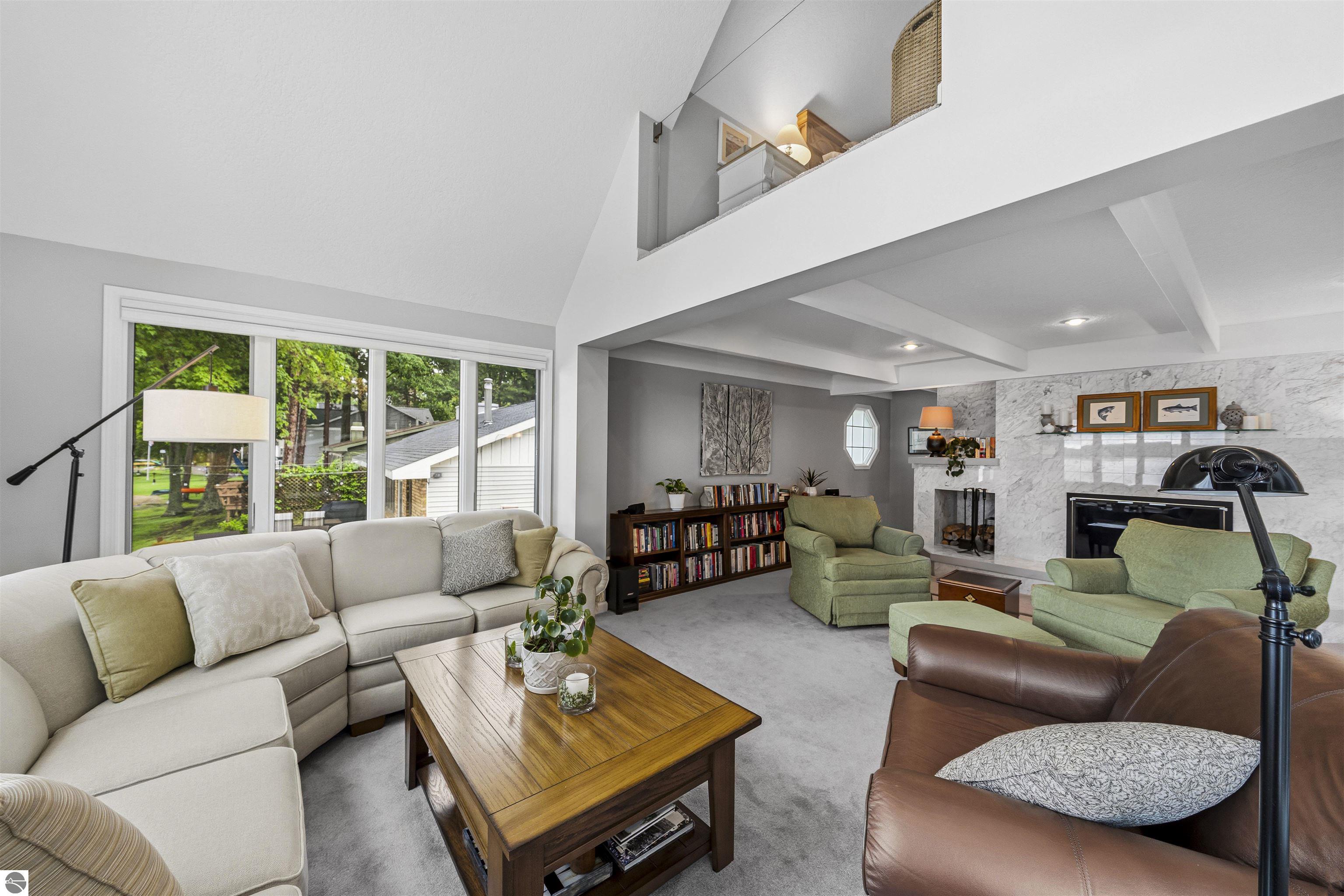 225 W Lake Drive, Cadillac, MI 49601 — Photo 32