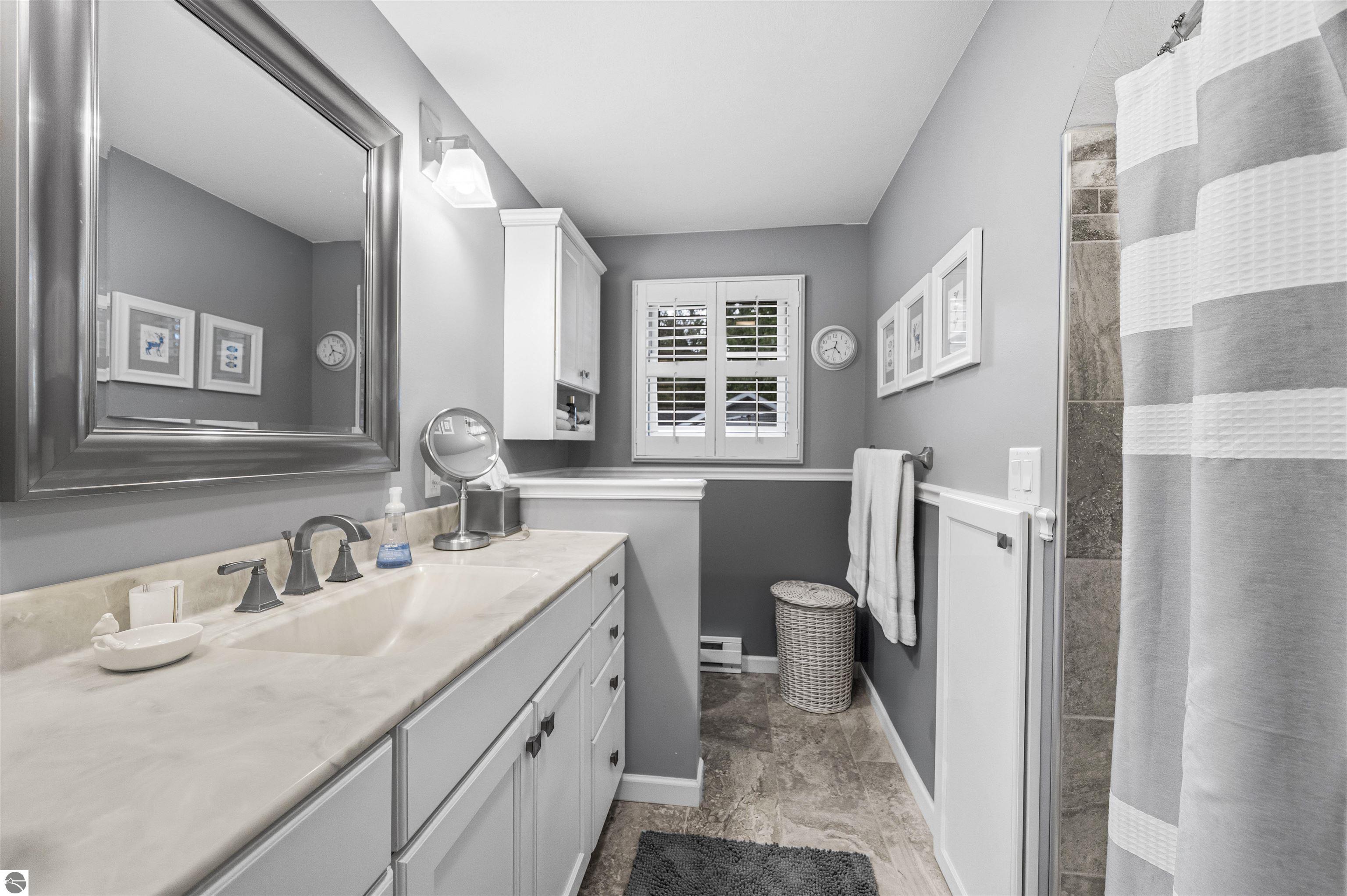 225 W Lake Drive, Cadillac, MI 49601 — Photo 40
