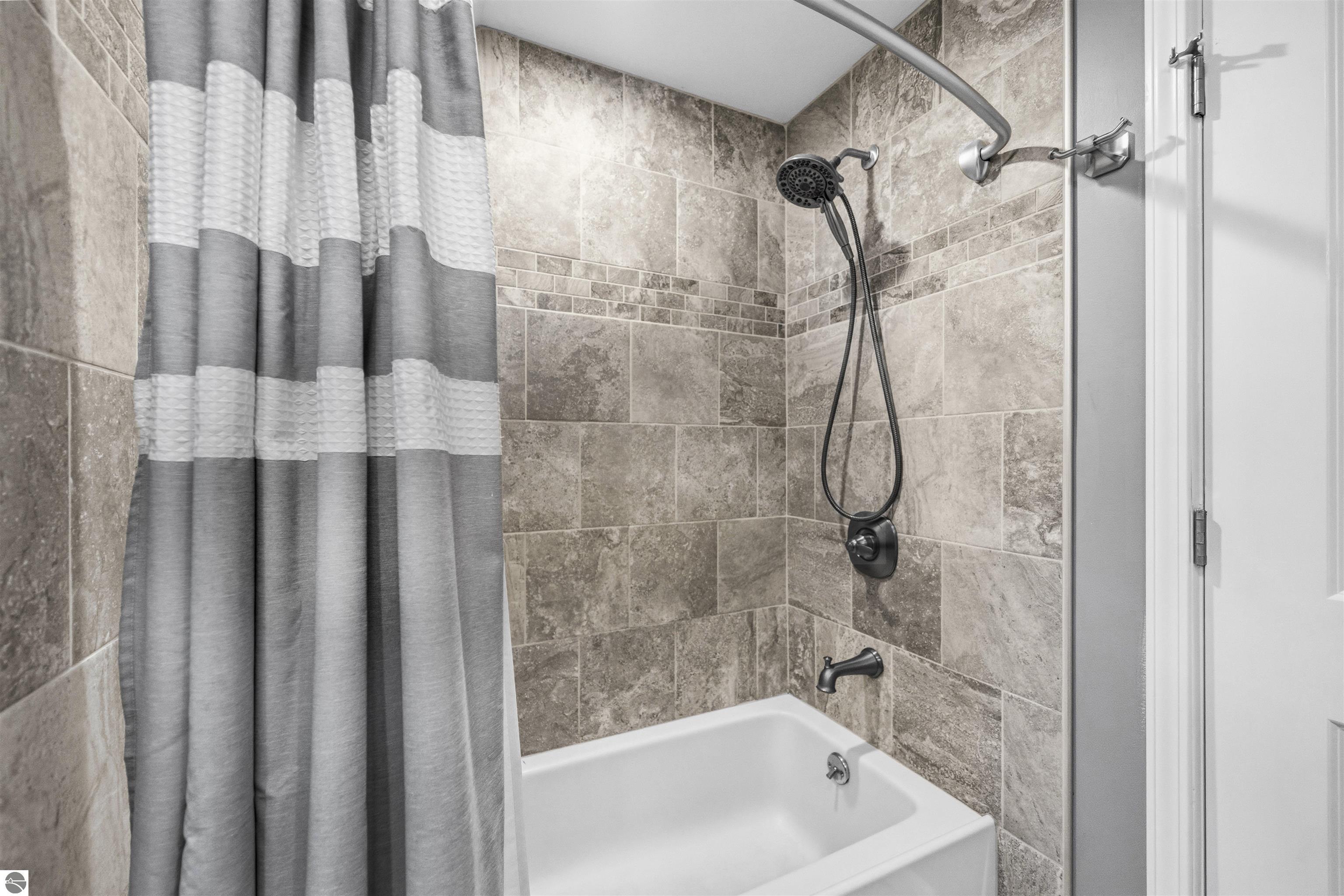 225 W Lake Drive, Cadillac, MI 49601 — Photo 42
