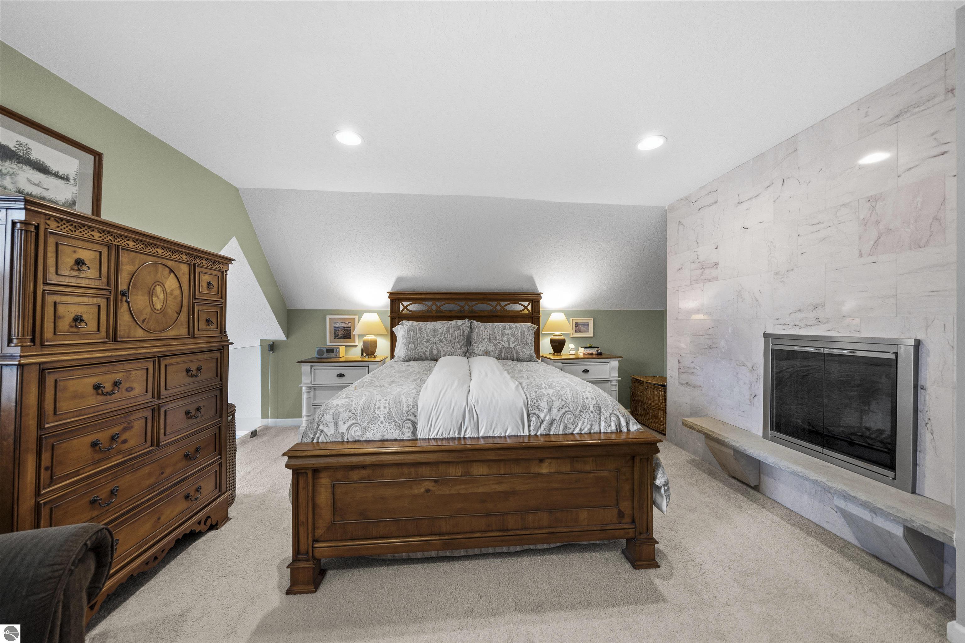 225 W Lake Drive, Cadillac, MI 49601 — Photo 45
