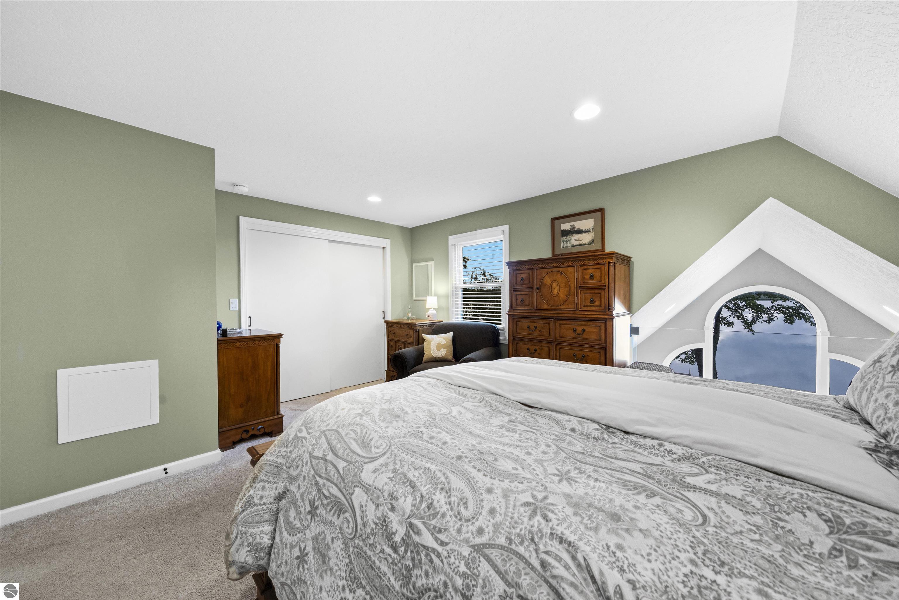 225 W Lake Drive, Cadillac, MI 49601 — Photo 47