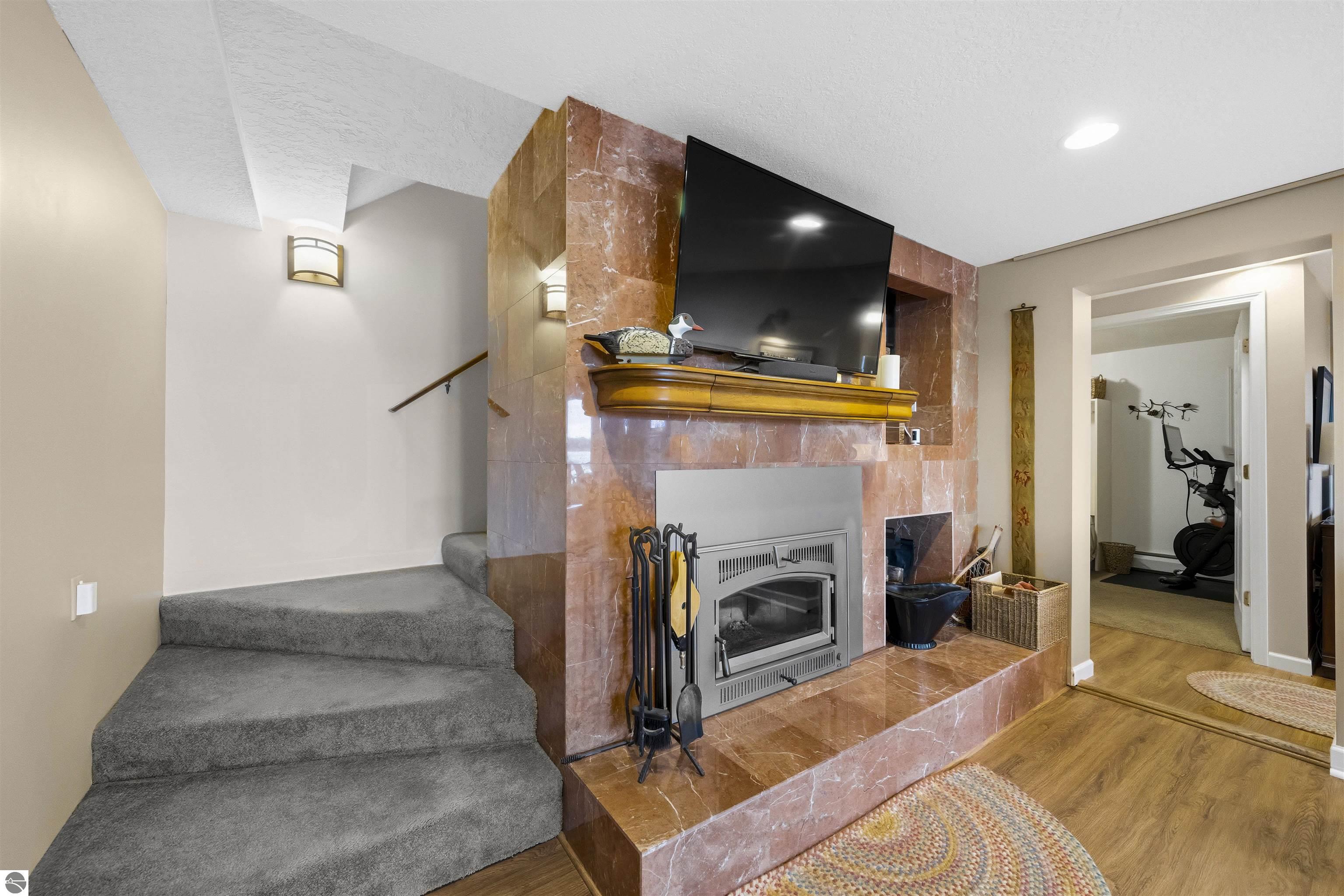 225 W Lake Drive, Cadillac, MI 49601 — Photo 58