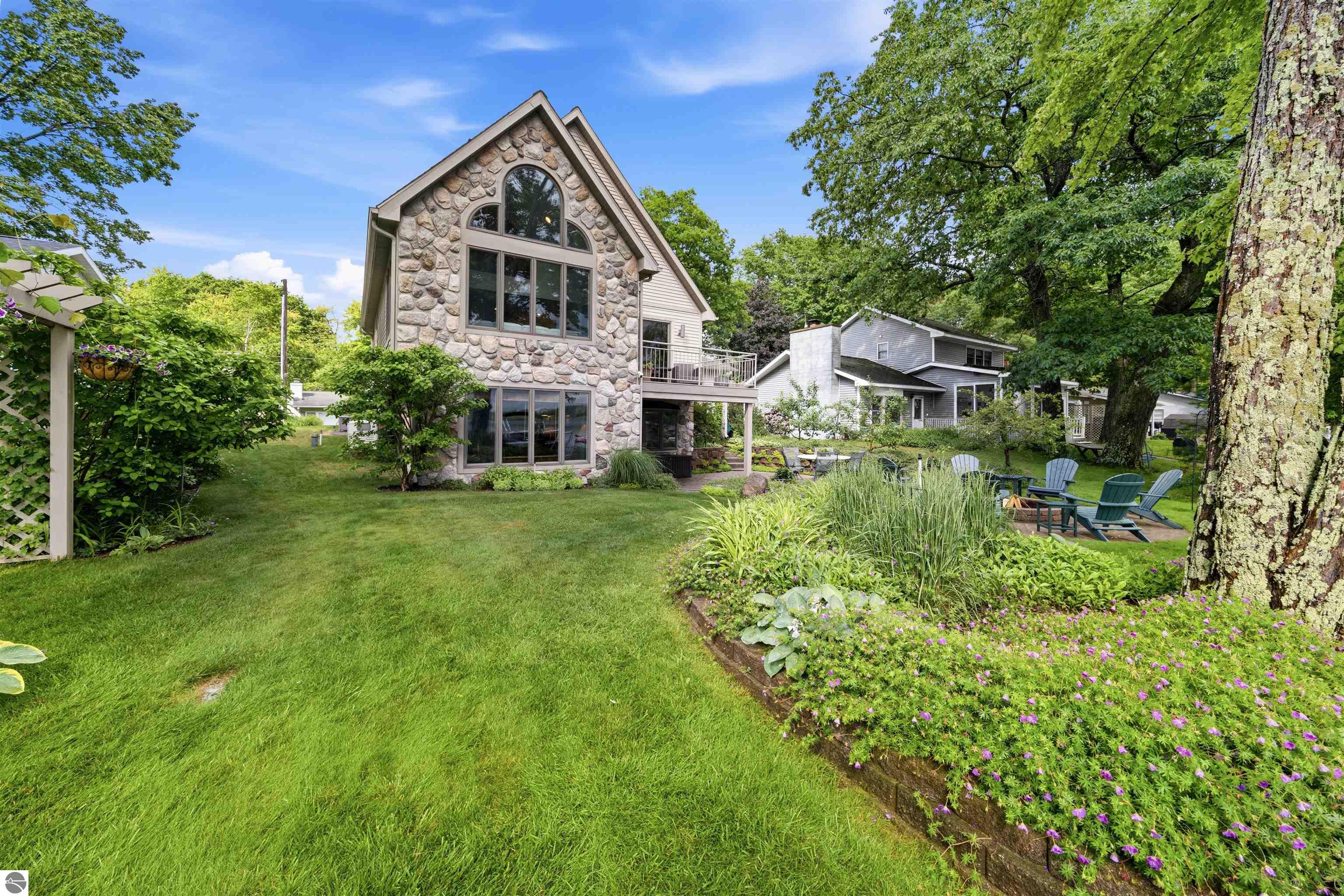 225 W Lake Drive, Cadillac, MI 49601 — Photo 68