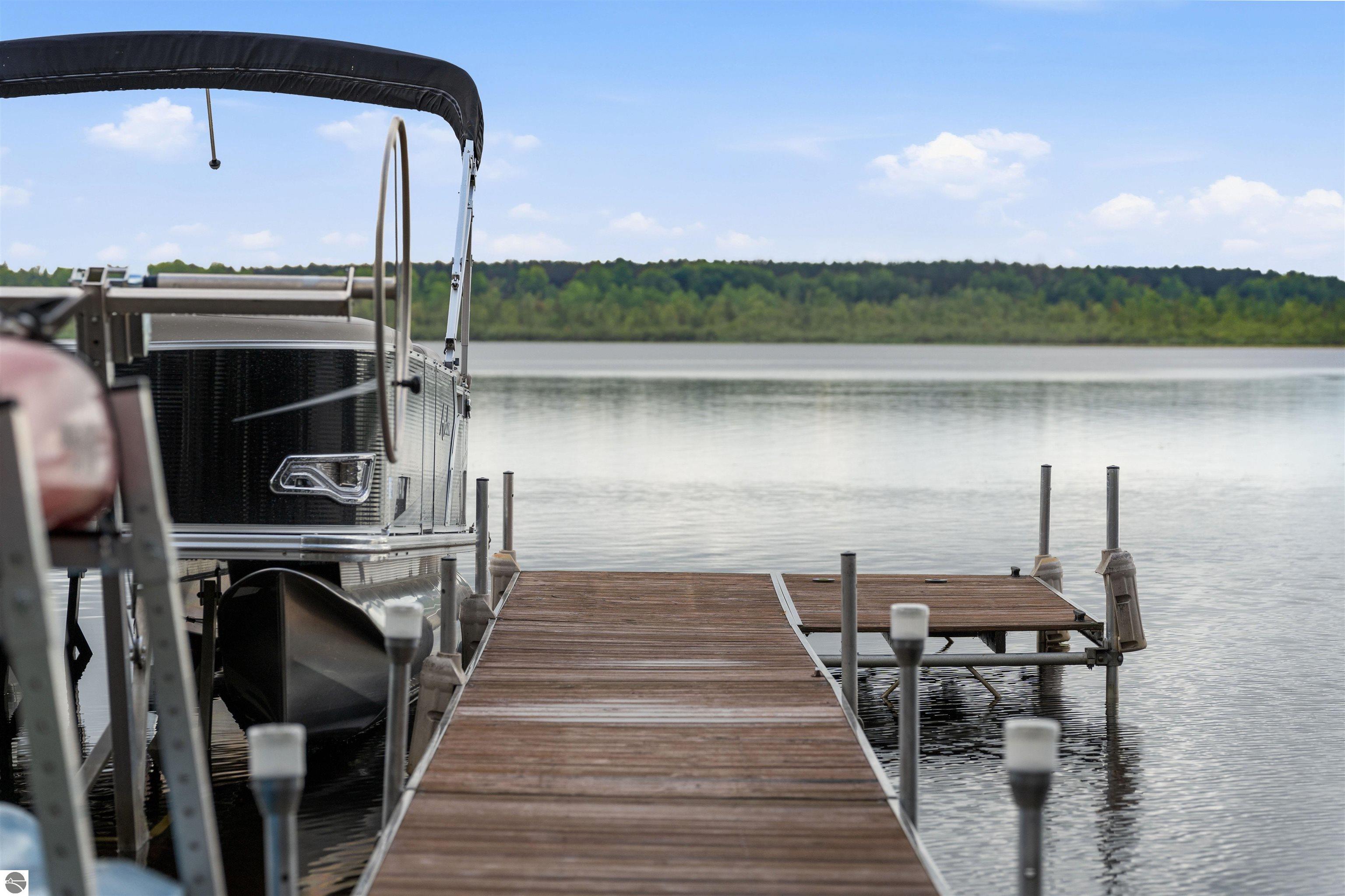 225 W Lake Drive, Cadillac, MI 49601 — Photo 74