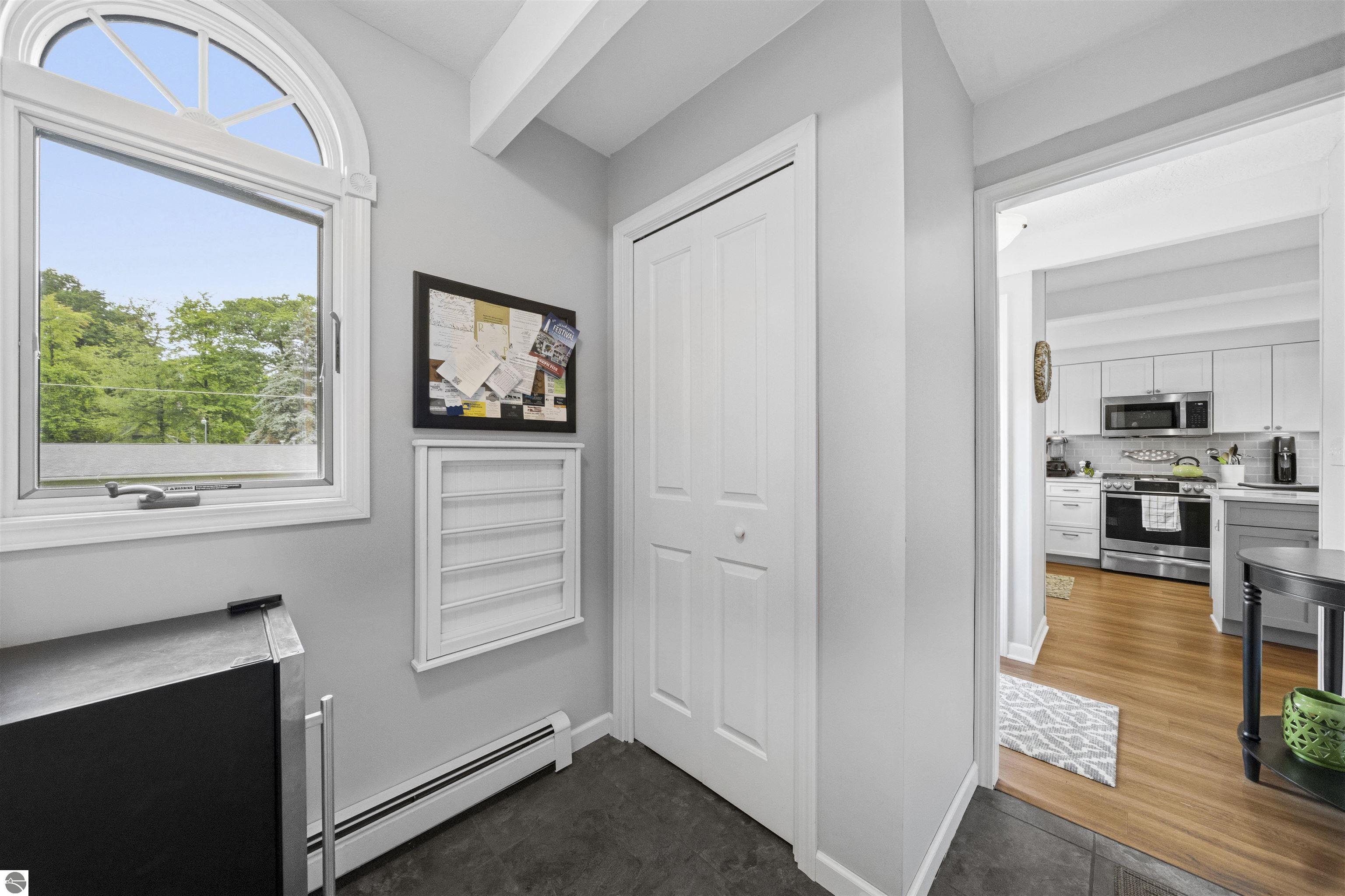 225 W Lake Drive, Cadillac, MI 49601 — Photo 9