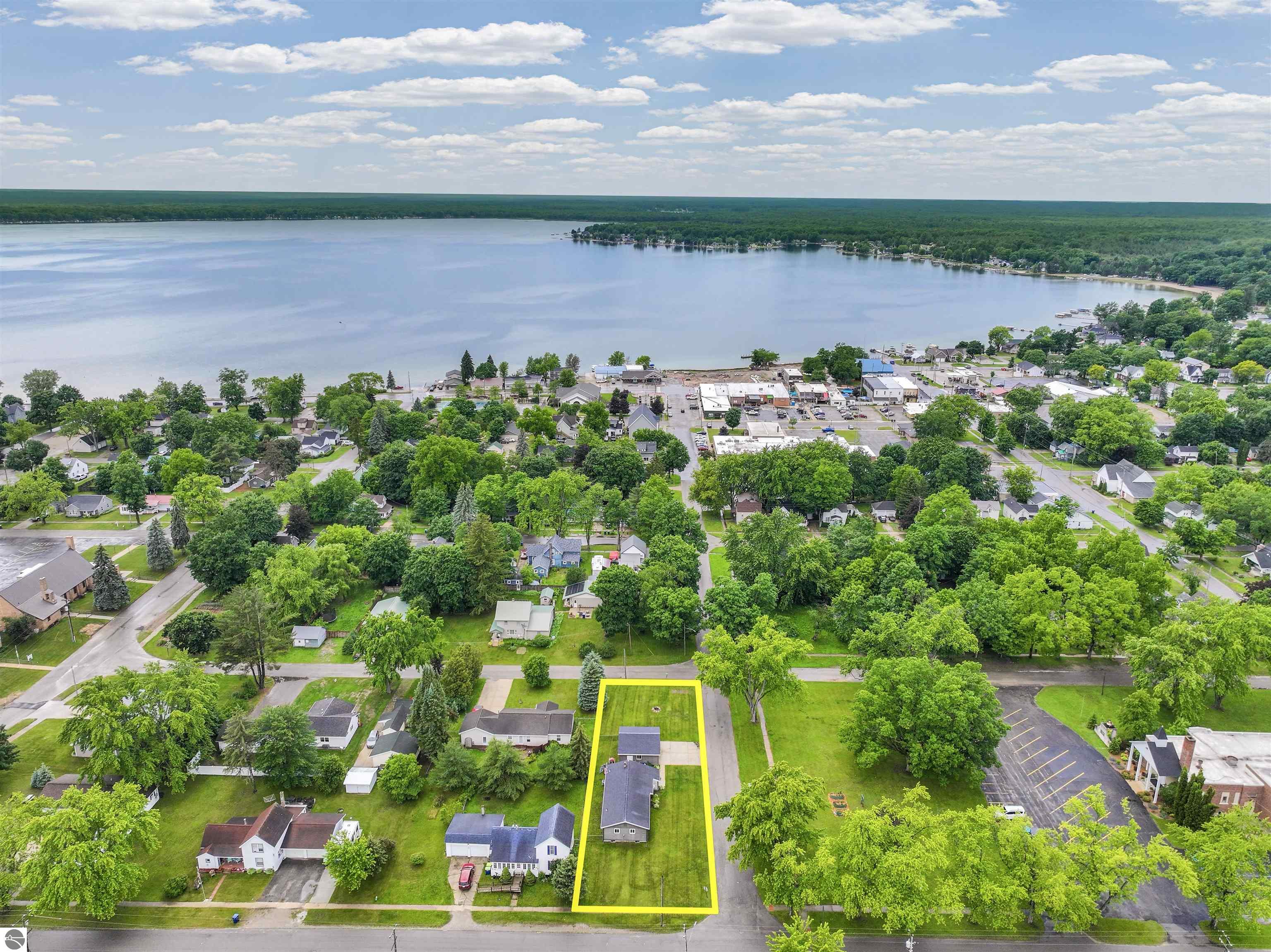 506 Prospect Street, Lake City, MI 49651 — Photo 3