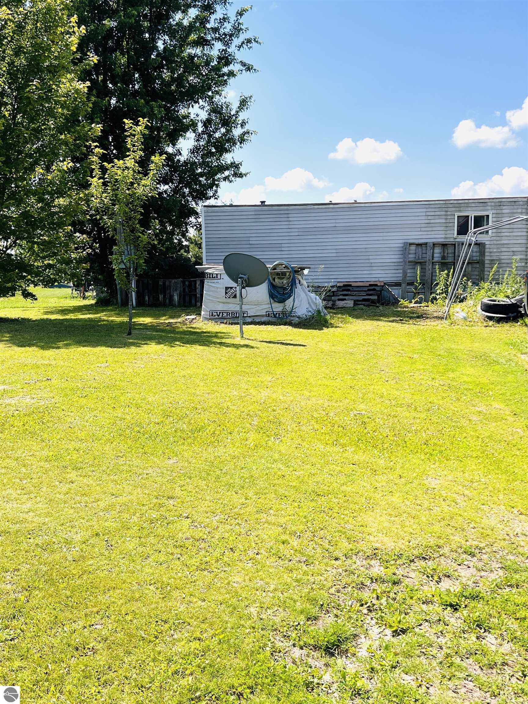 111 Eastland Drive, Leroy, MI 49655 — Photo 9