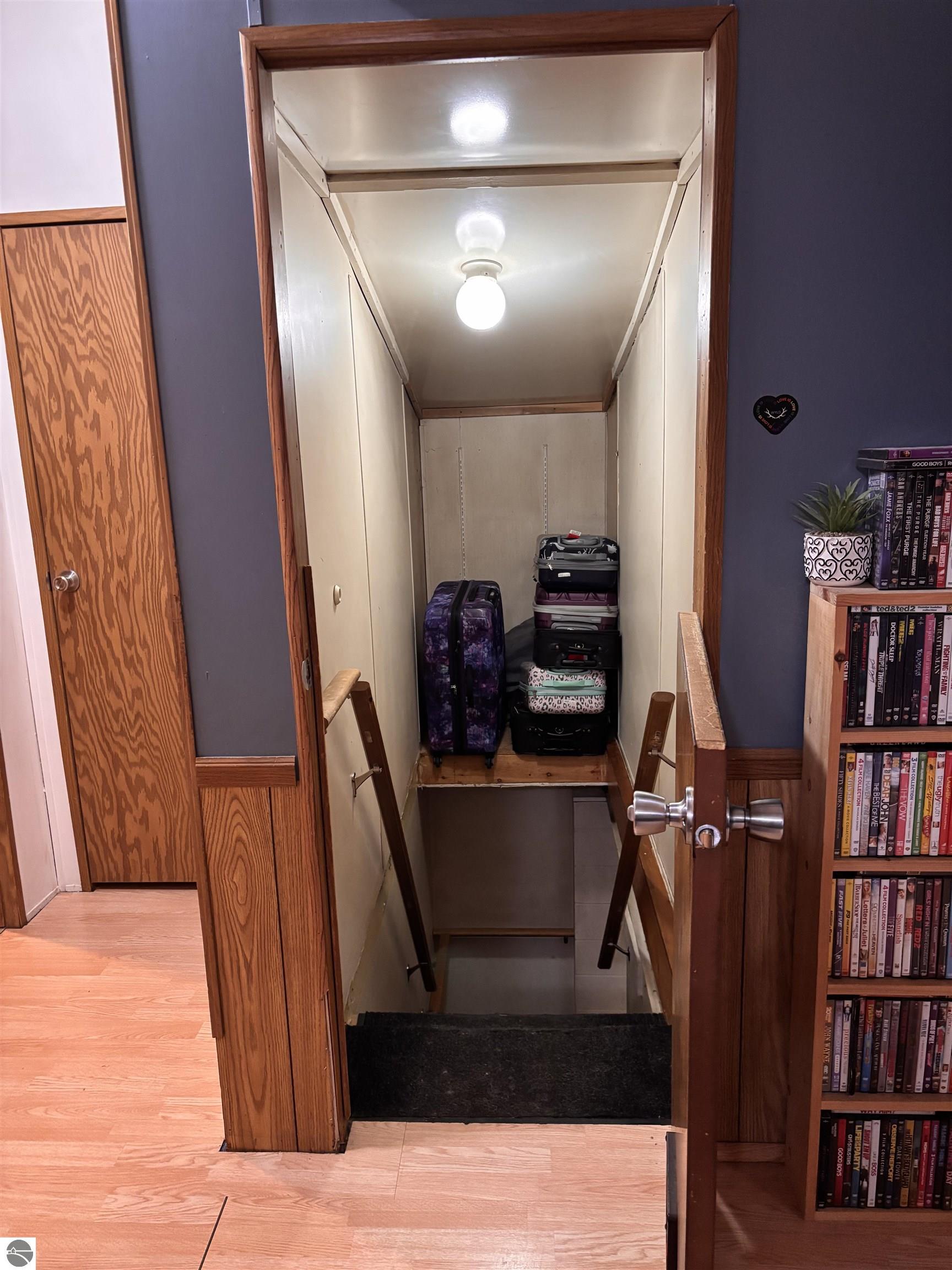 3865 Blueberry Lane, Honor, MI 49640 — Photo 10