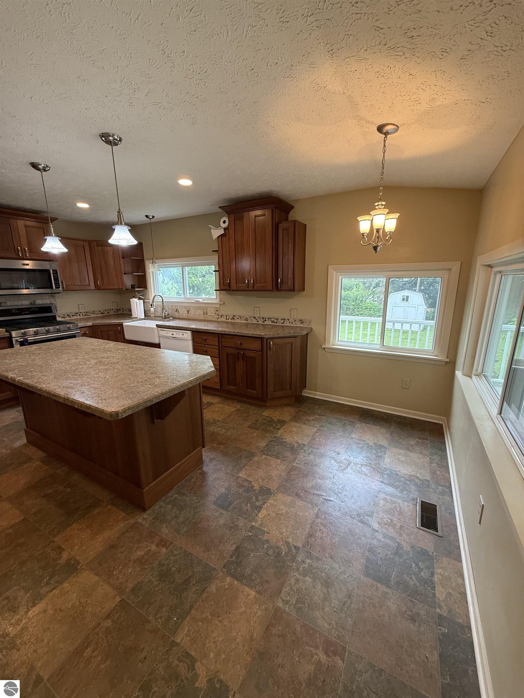 414 N Maple Street, Ithaca, MI 48847 — Photo 22